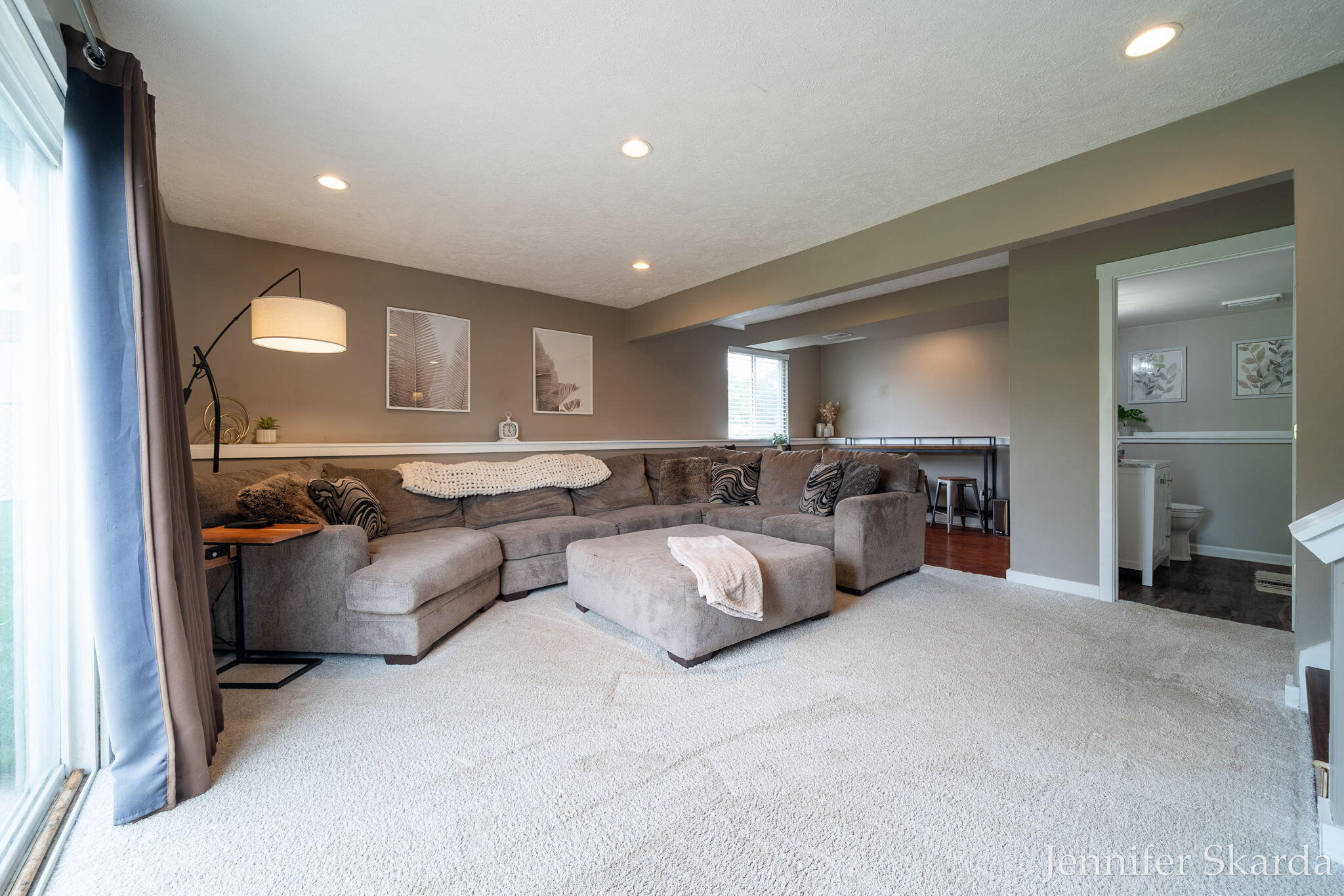 3054 Woodglen Street NW Grand Rapids MI 49504