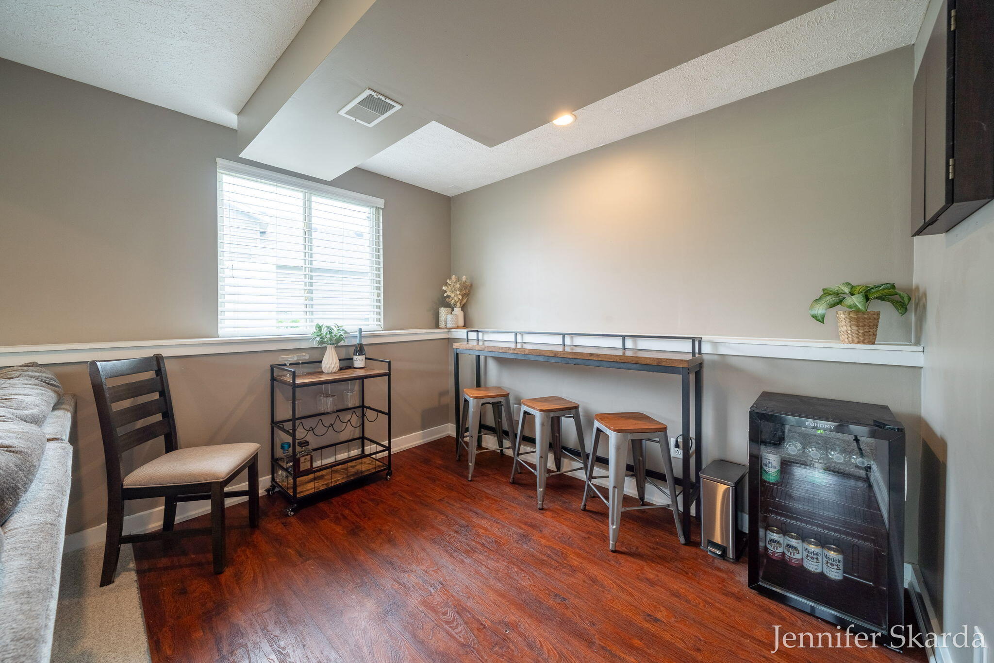 3054 Woodglen Street NW Grand Rapids MI 49504