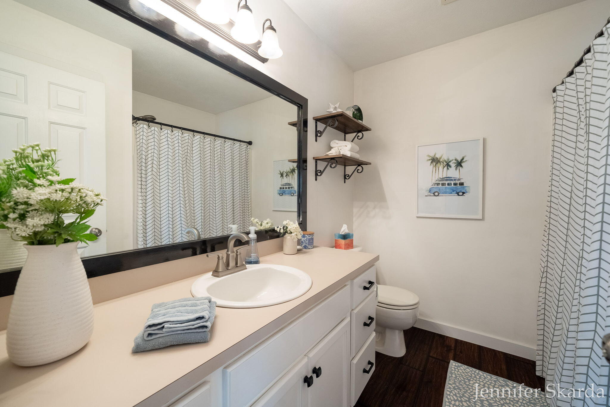 3054 Woodglen Street NW Grand Rapids MI 49504