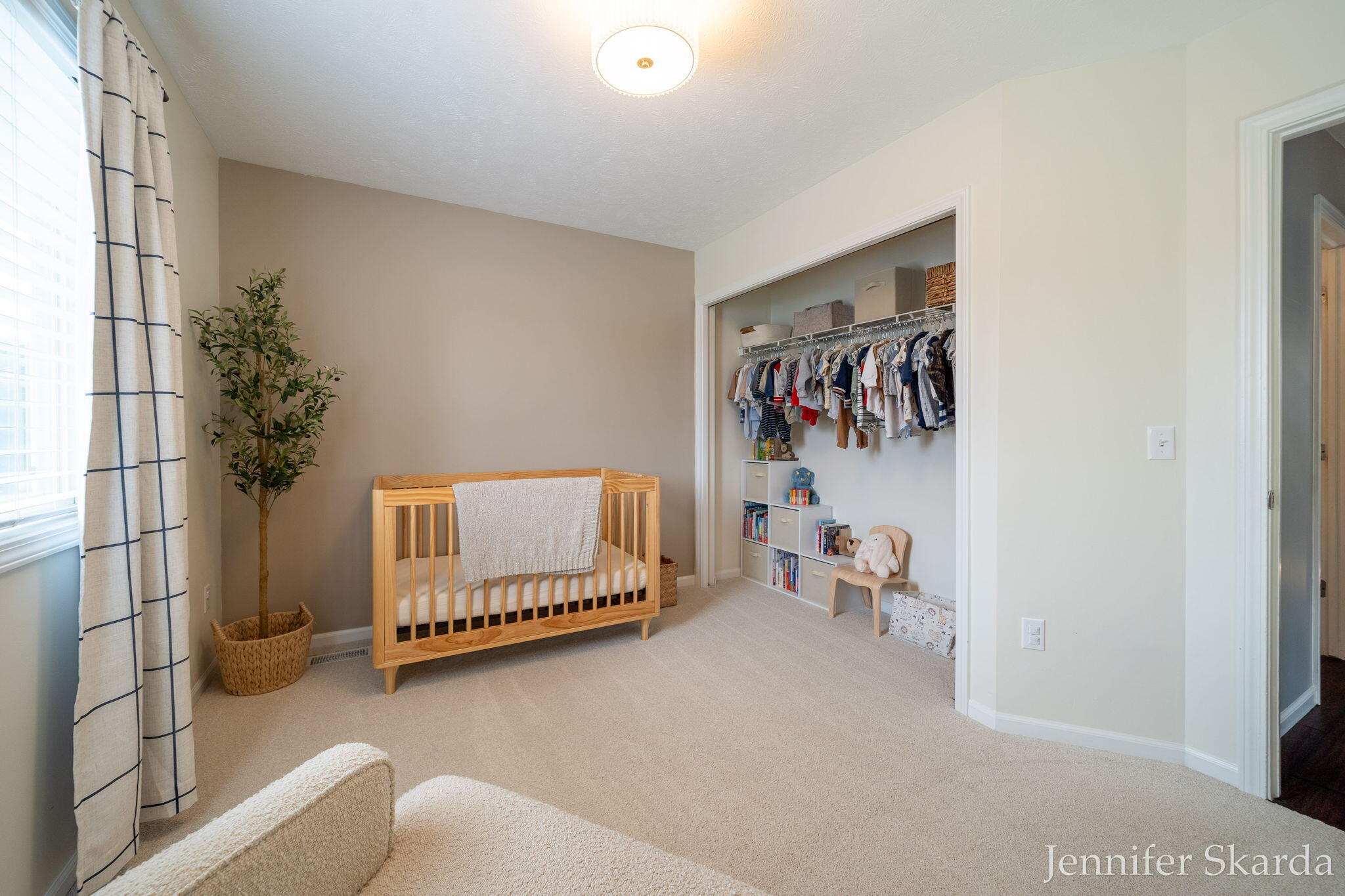 3054 Woodglen Street NW Grand Rapids MI 49504