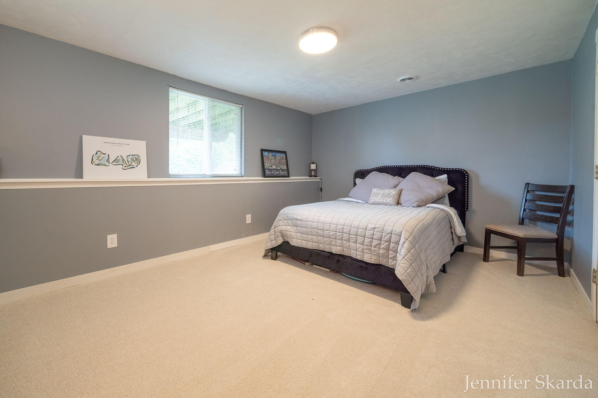 3054 Woodglen Street NW Grand Rapids MI 49504