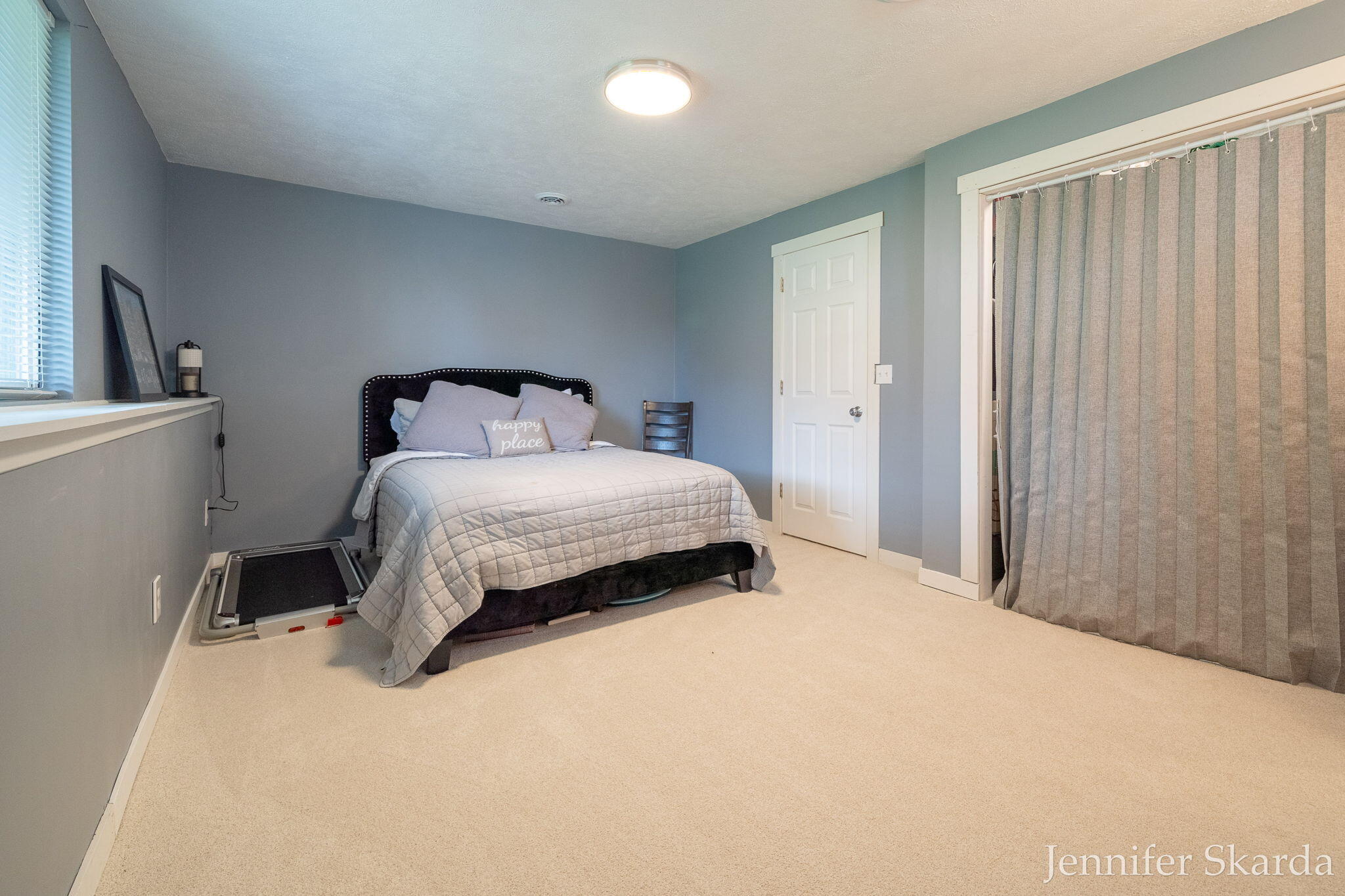 3054 Woodglen Street NW Grand Rapids MI 49504