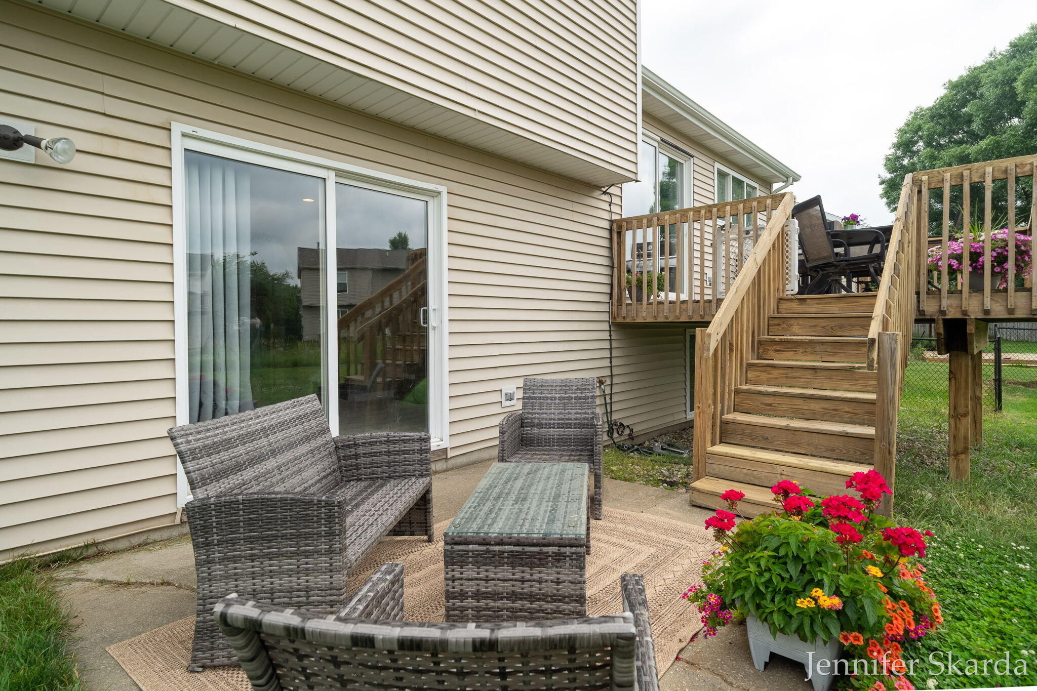 3054 Woodglen Street NW Grand Rapids MI 49504