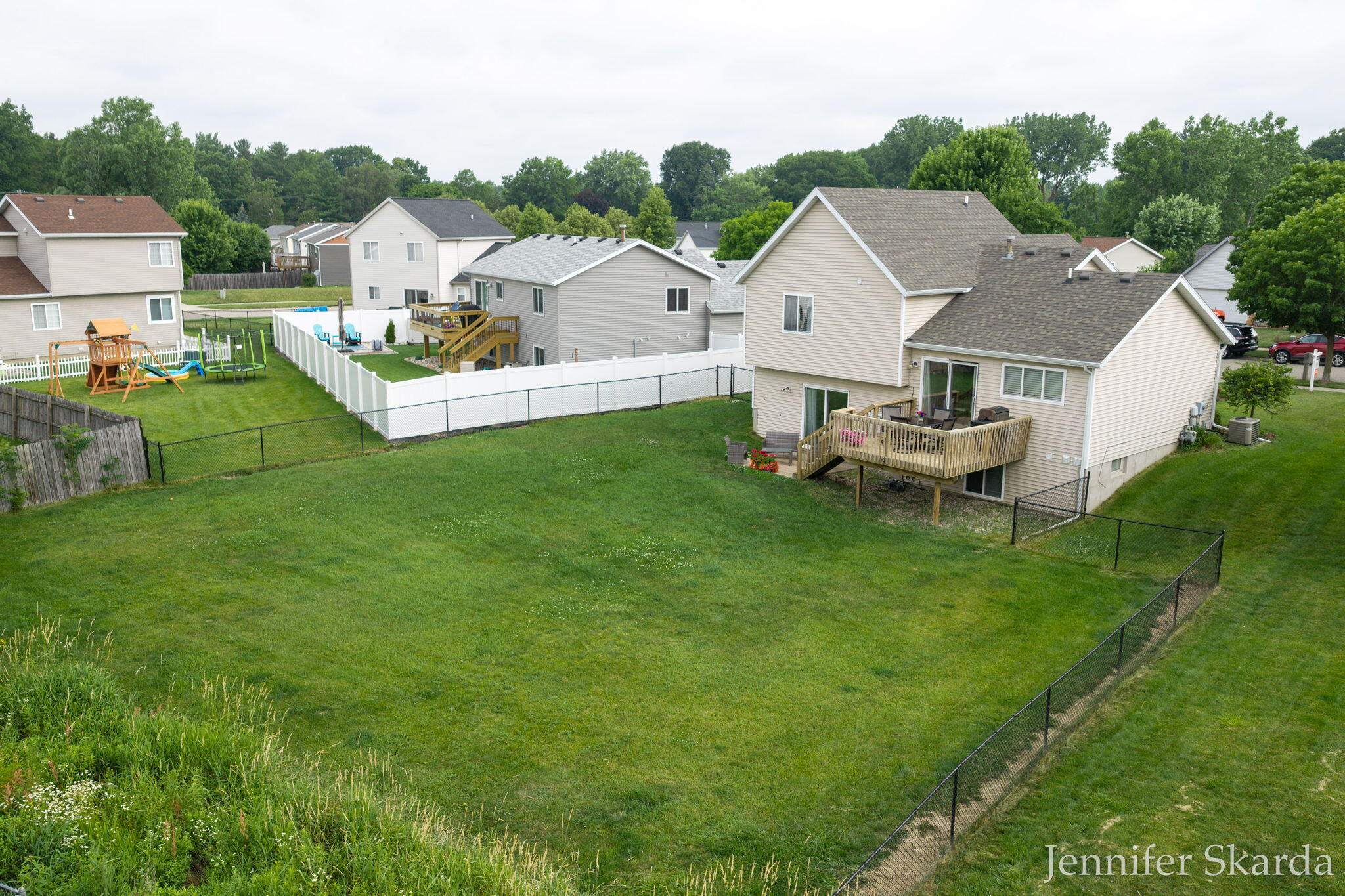 3054 Woodglen Street NW Grand Rapids MI 49504