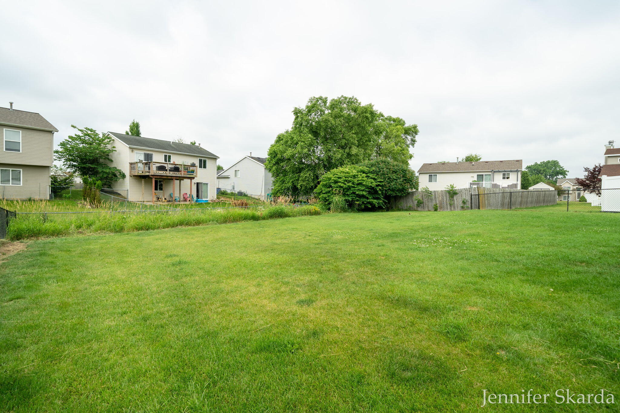 3054 Woodglen Street NW Grand Rapids MI 49504