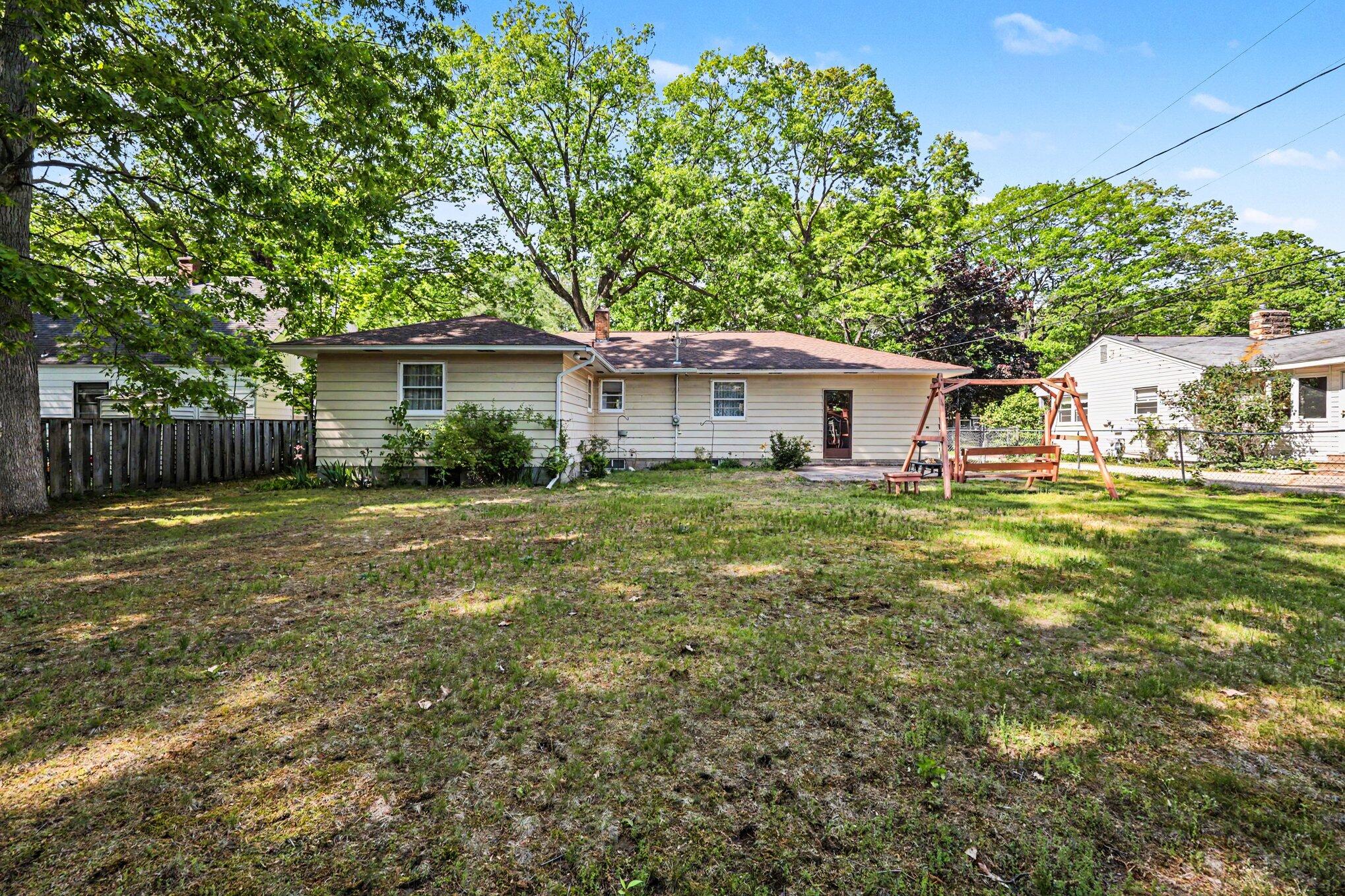 655 Wendover Boulevard Muskegon MI 49441