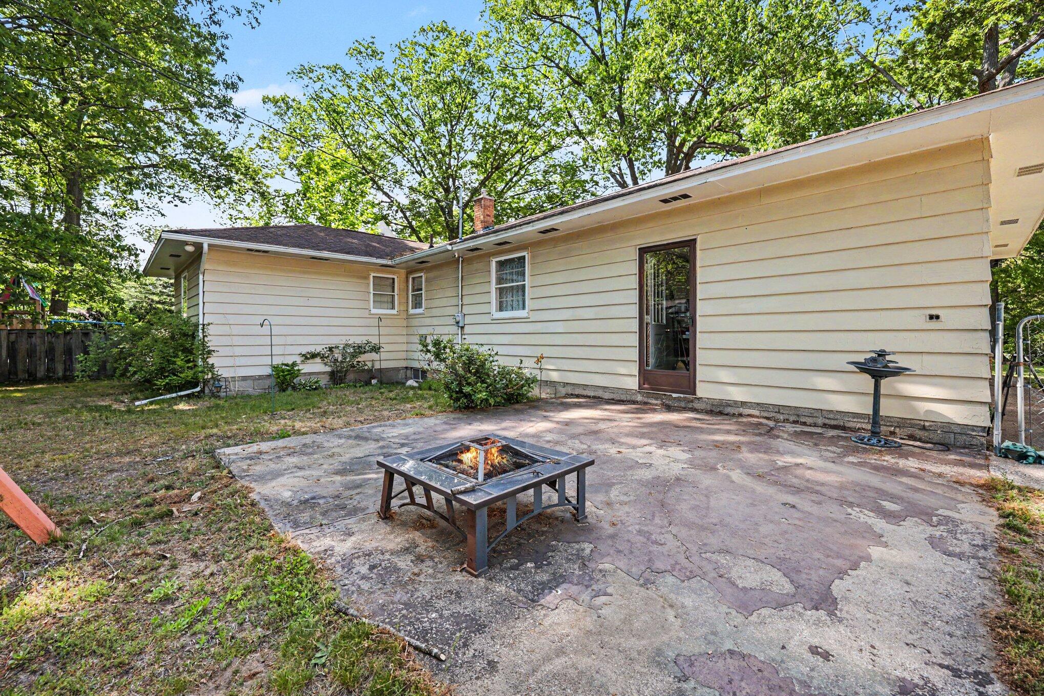 655 Wendover Boulevard Muskegon MI 49441