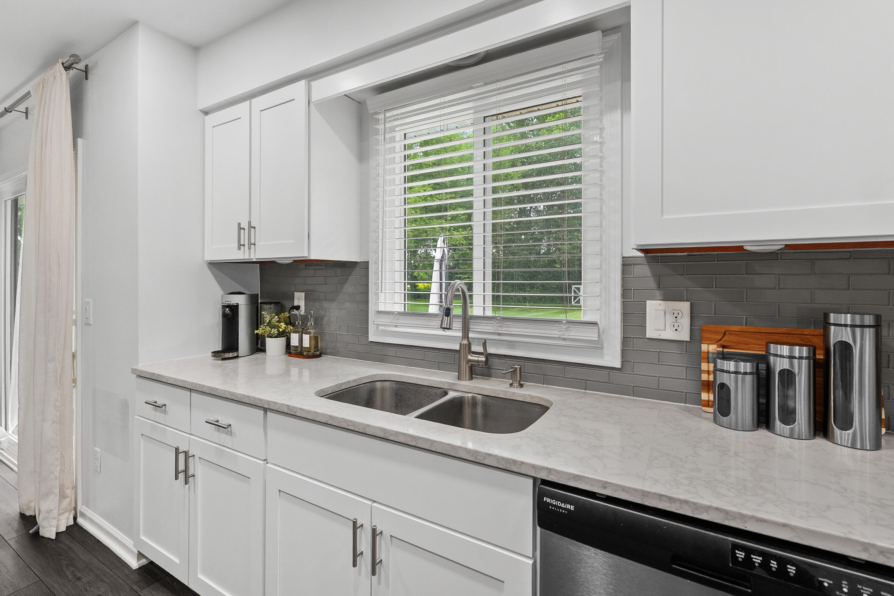 3537 Thornhill Avenue Kalamazoo MI 49004