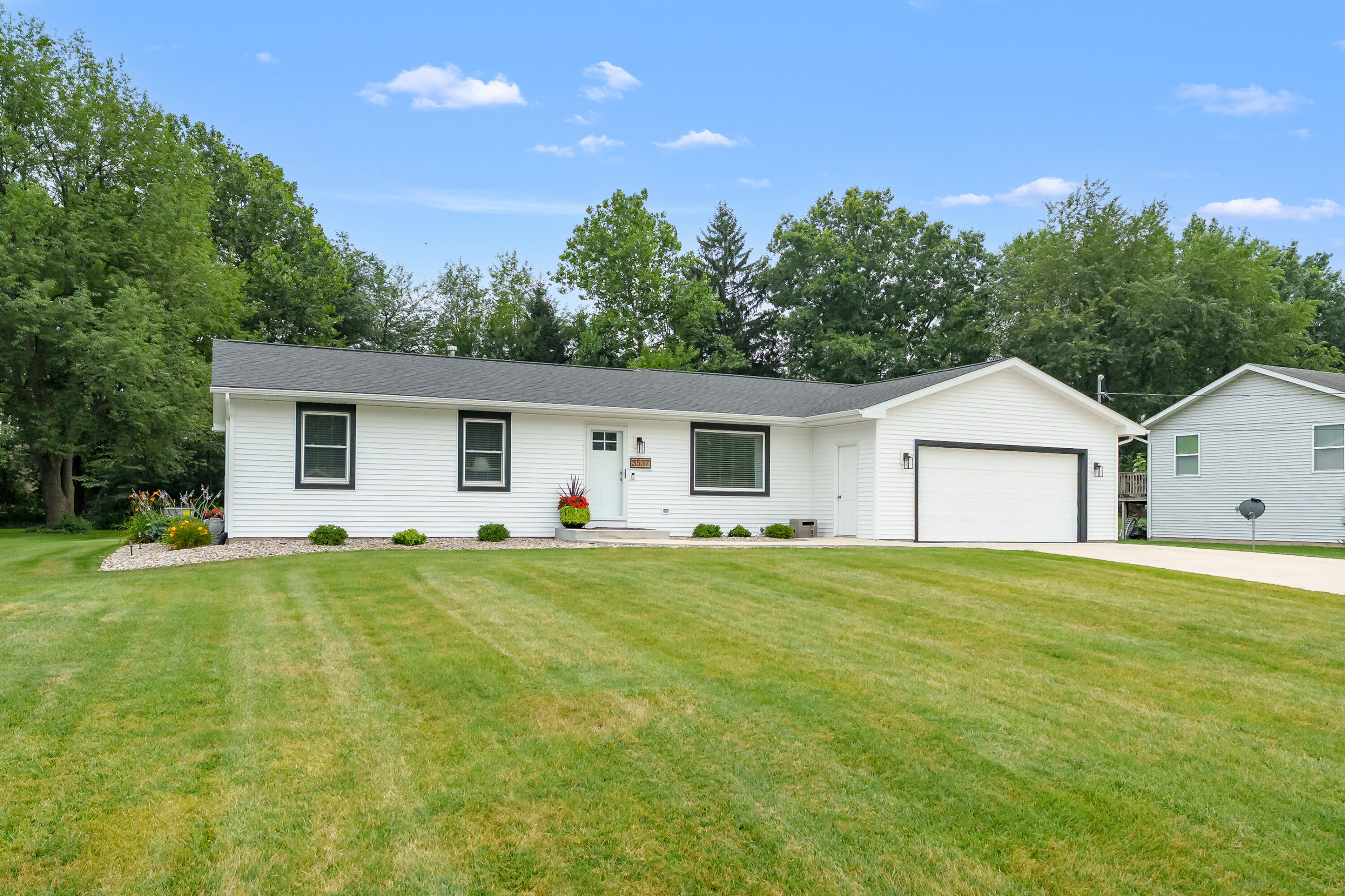 3537 Thornhill Avenue Kalamazoo MI 49004