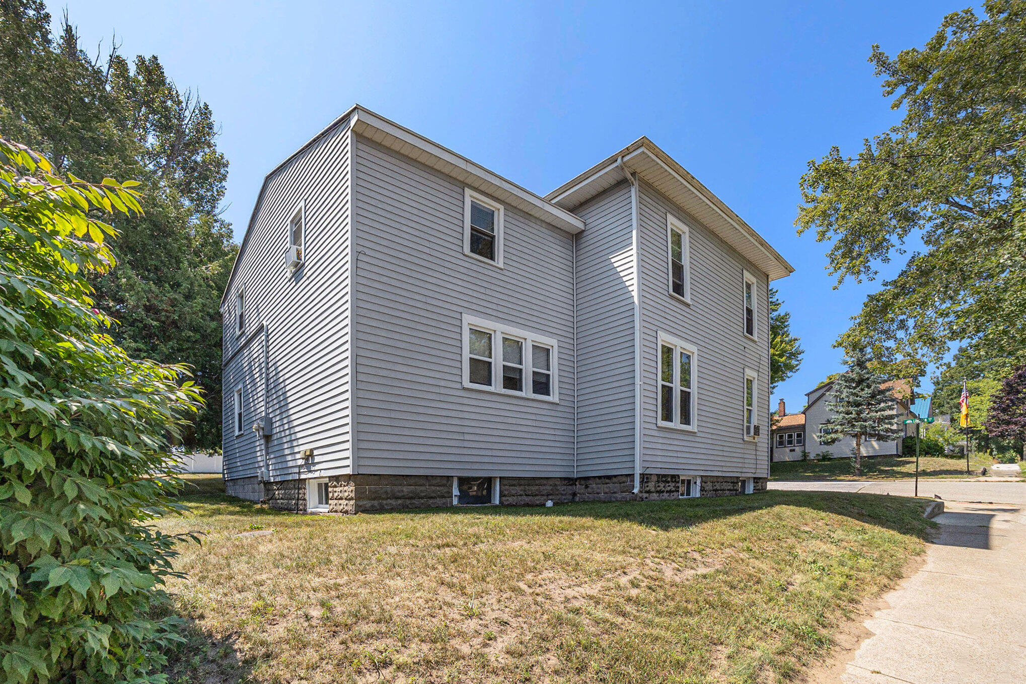 602 Fifth Street Ludington MI 49431