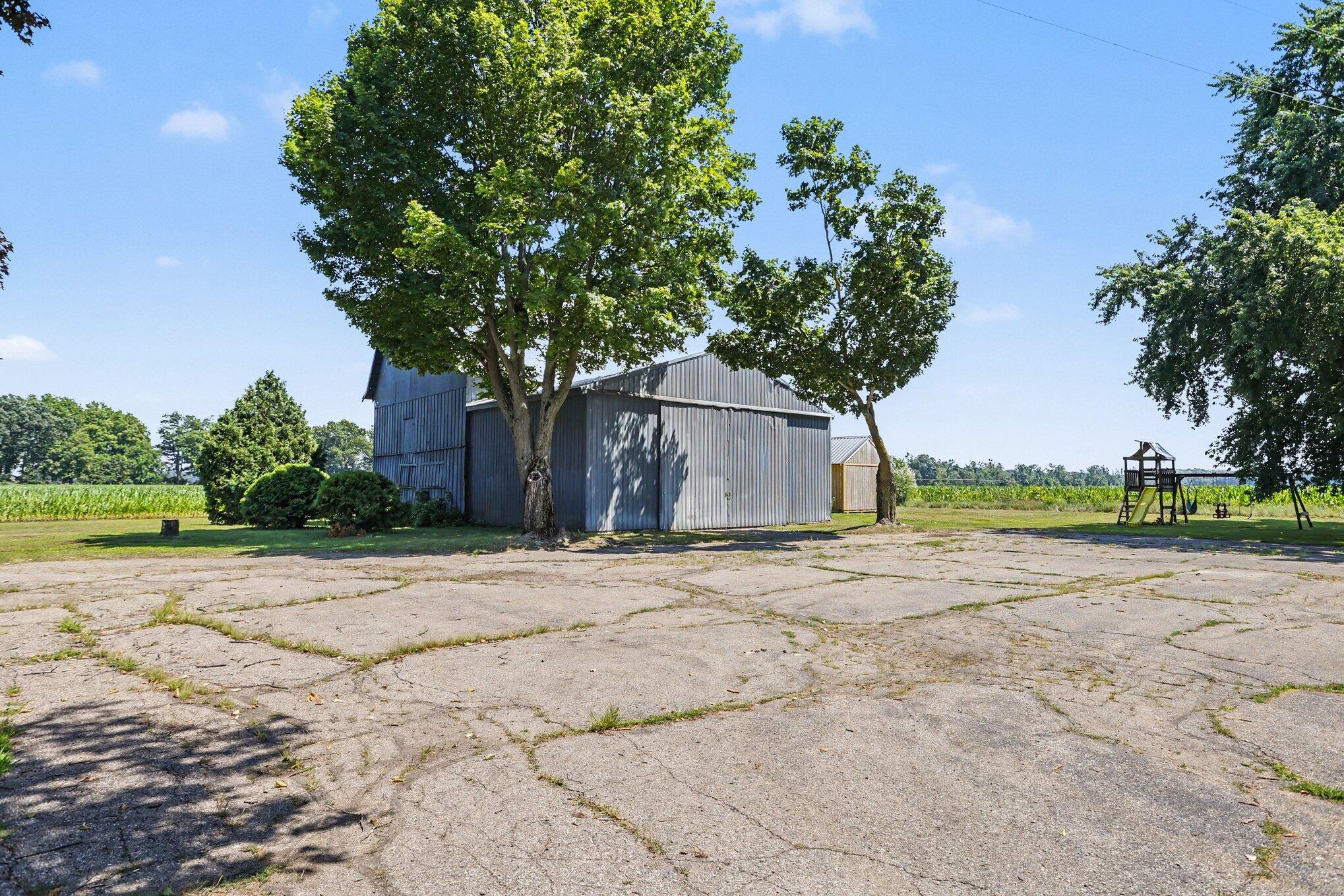 59379 Territorial Road Decatur MI 49045