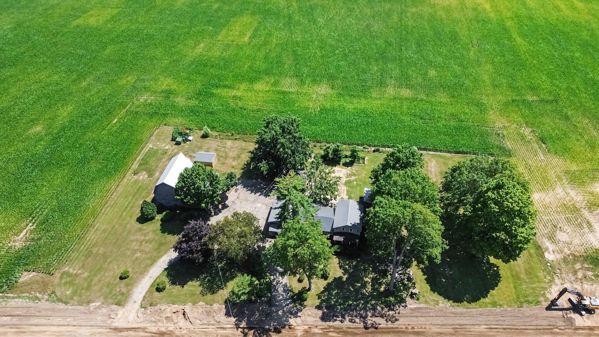 59379 Territorial Road Decatur MI 49045