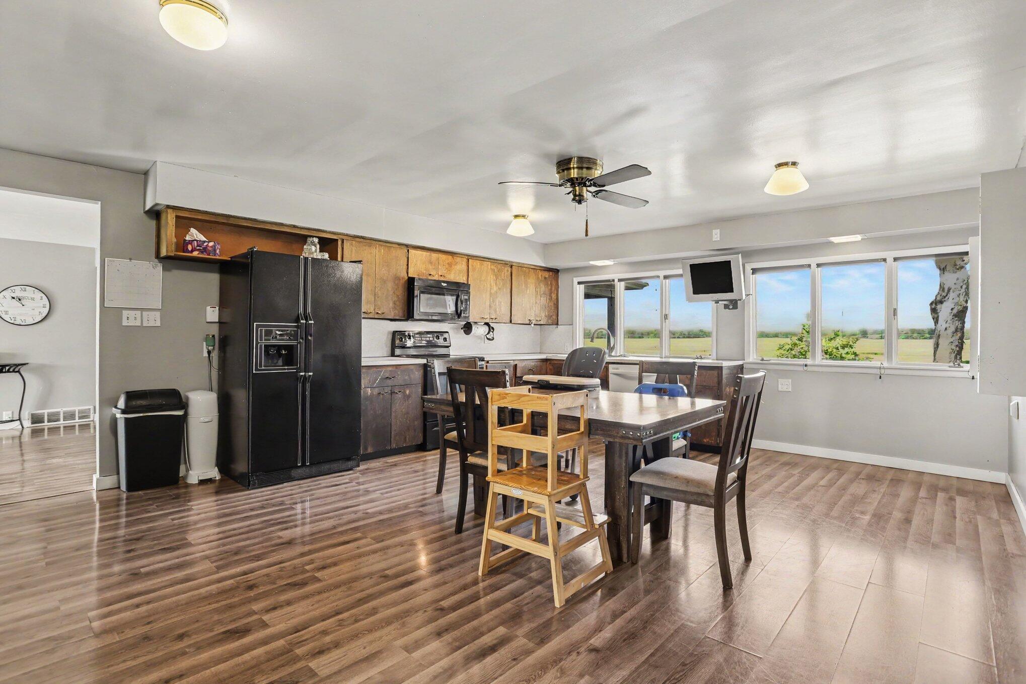 59379 Territorial Road Decatur MI 49045