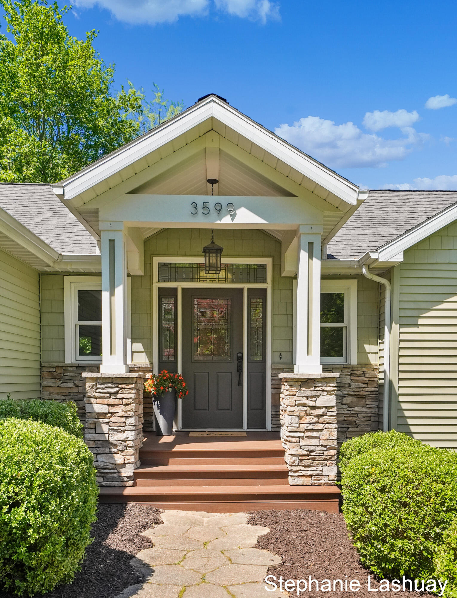 3599 11 Mile Road NE Rockford MI 49341
