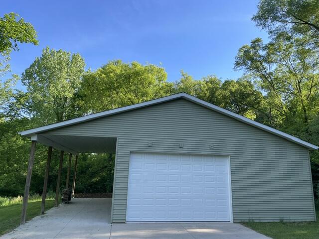 3599 11 Mile Road NE Rockford MI 49341