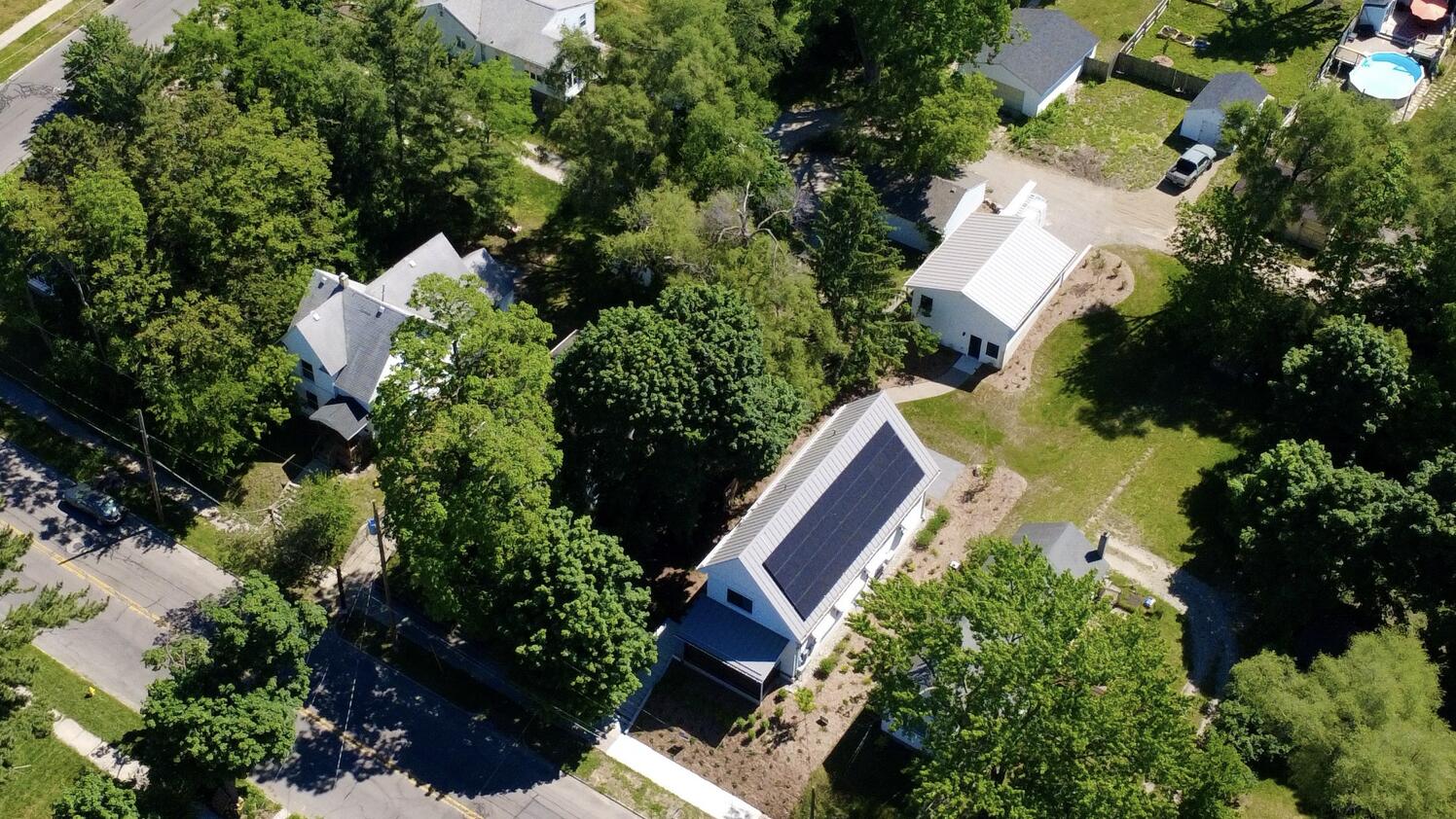 720 Eastern Avenue NE Grand Rapids MI 49503
