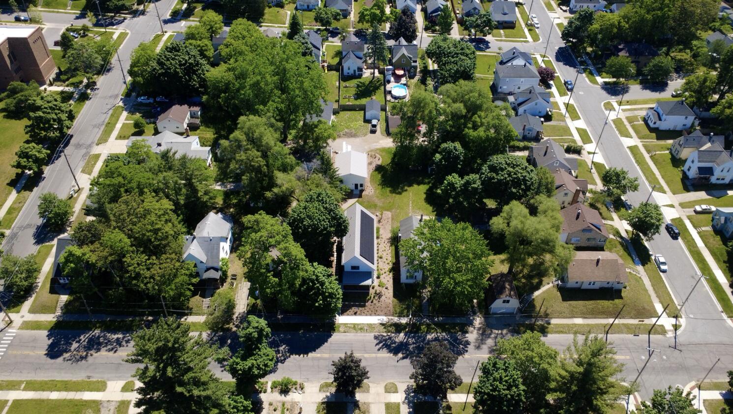 720 Eastern Avenue NE Grand Rapids MI 49503