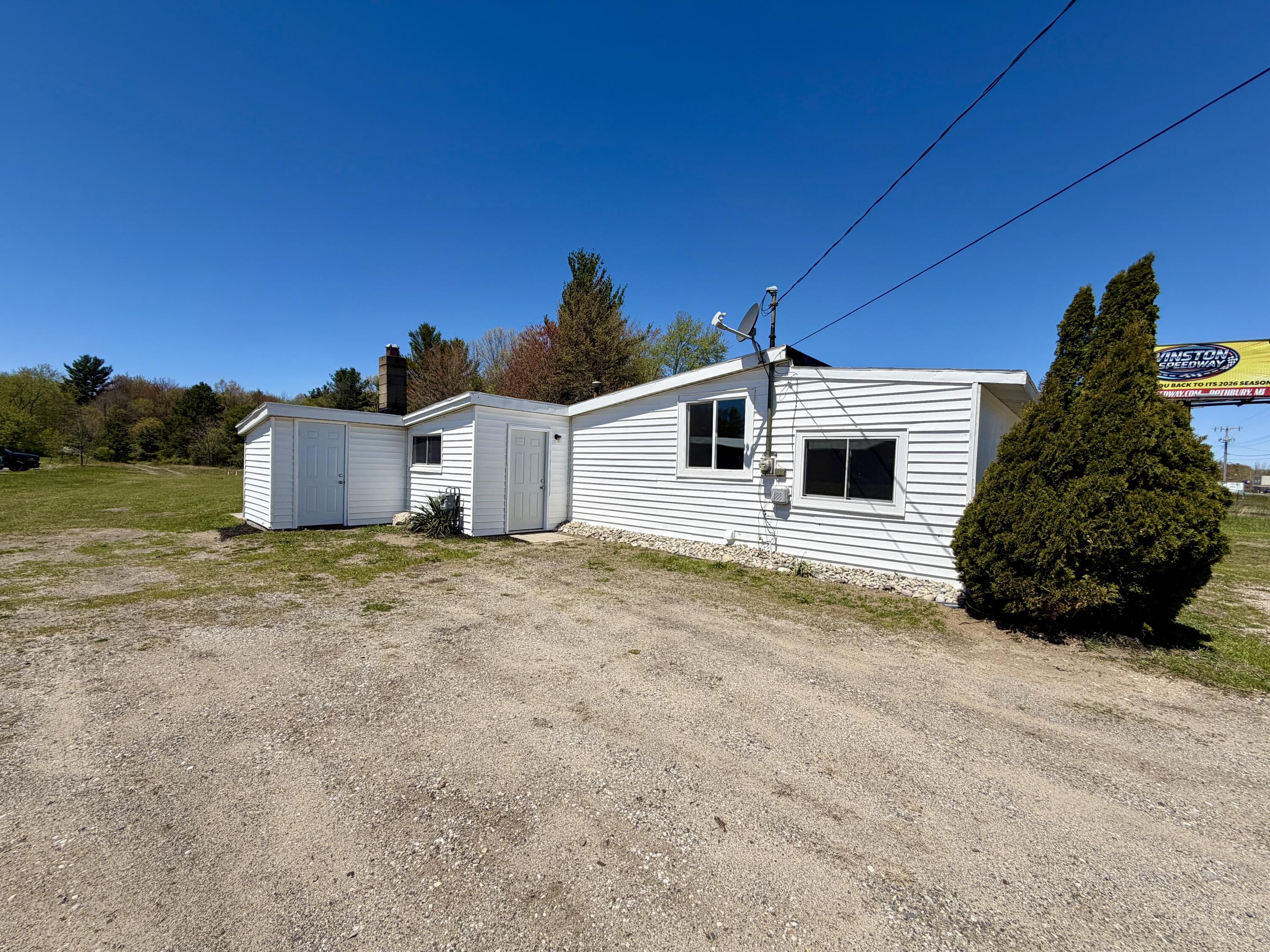 3261 Whitehall Road Muskegon MI 49445