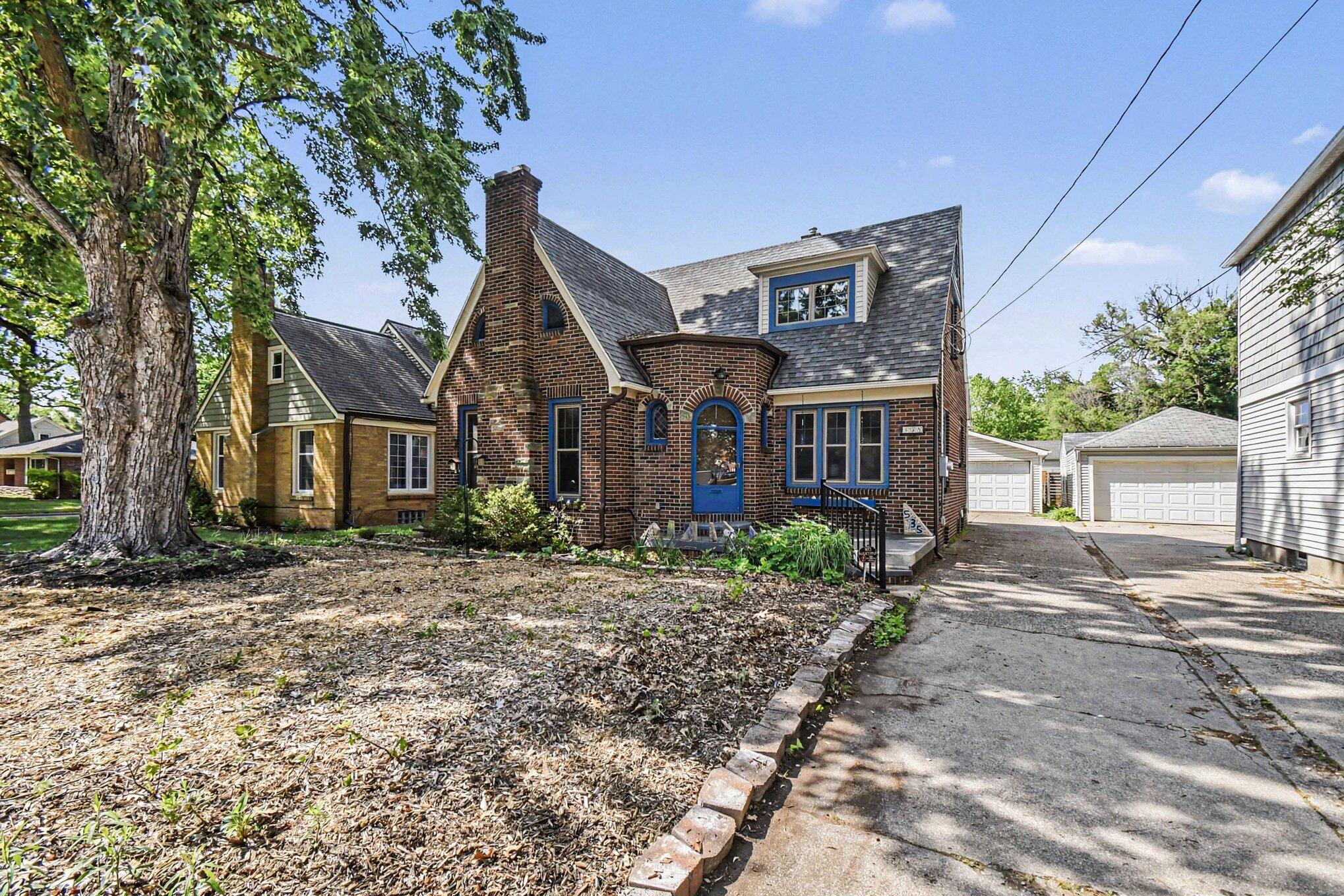535 Mulford Drive SE Grand Rapids MI 49507