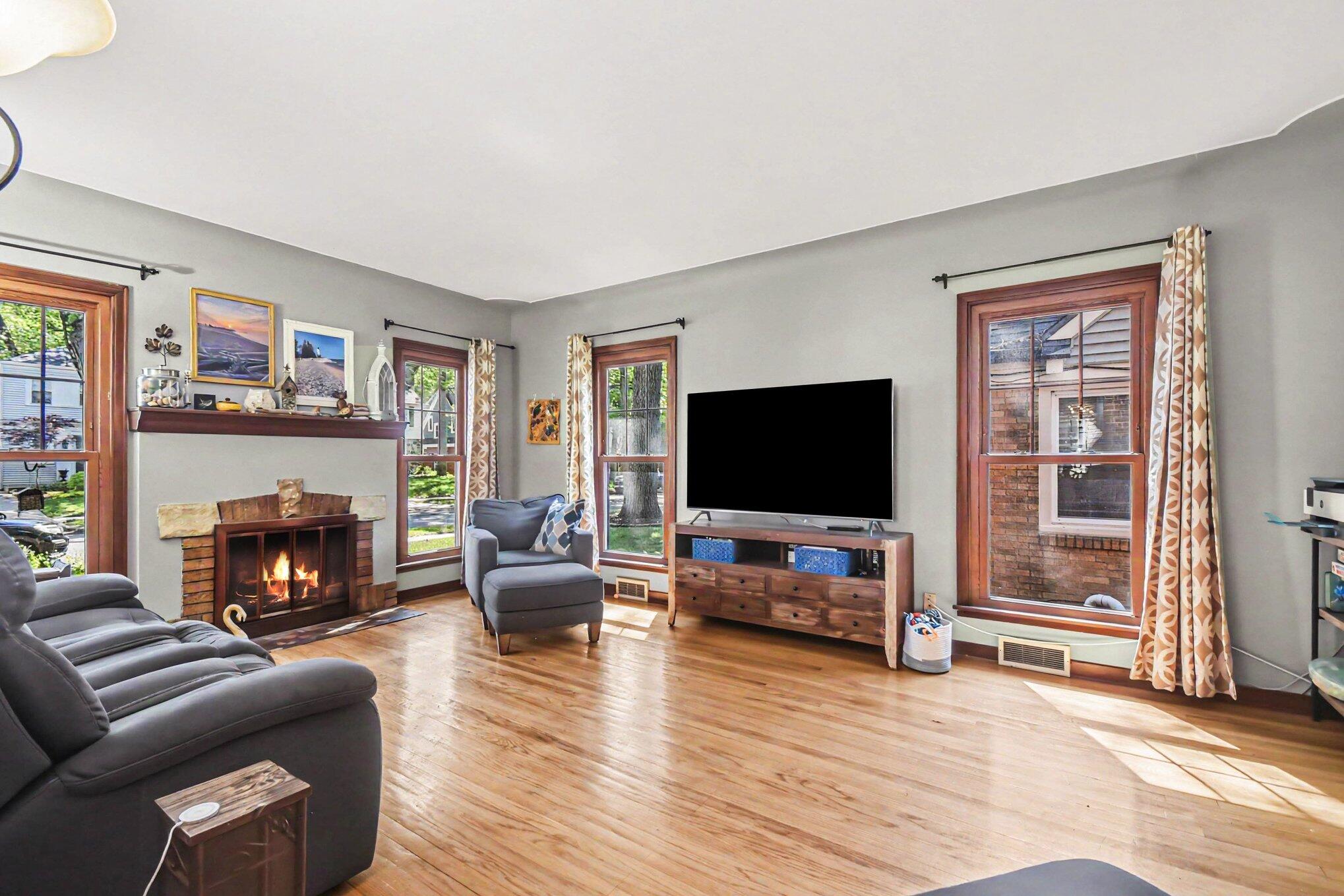 535 Mulford Drive SE Grand Rapids MI 49507