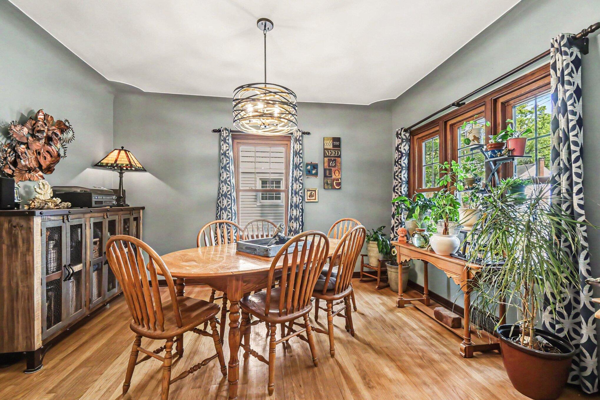 535 Mulford Drive SE Grand Rapids MI 49507