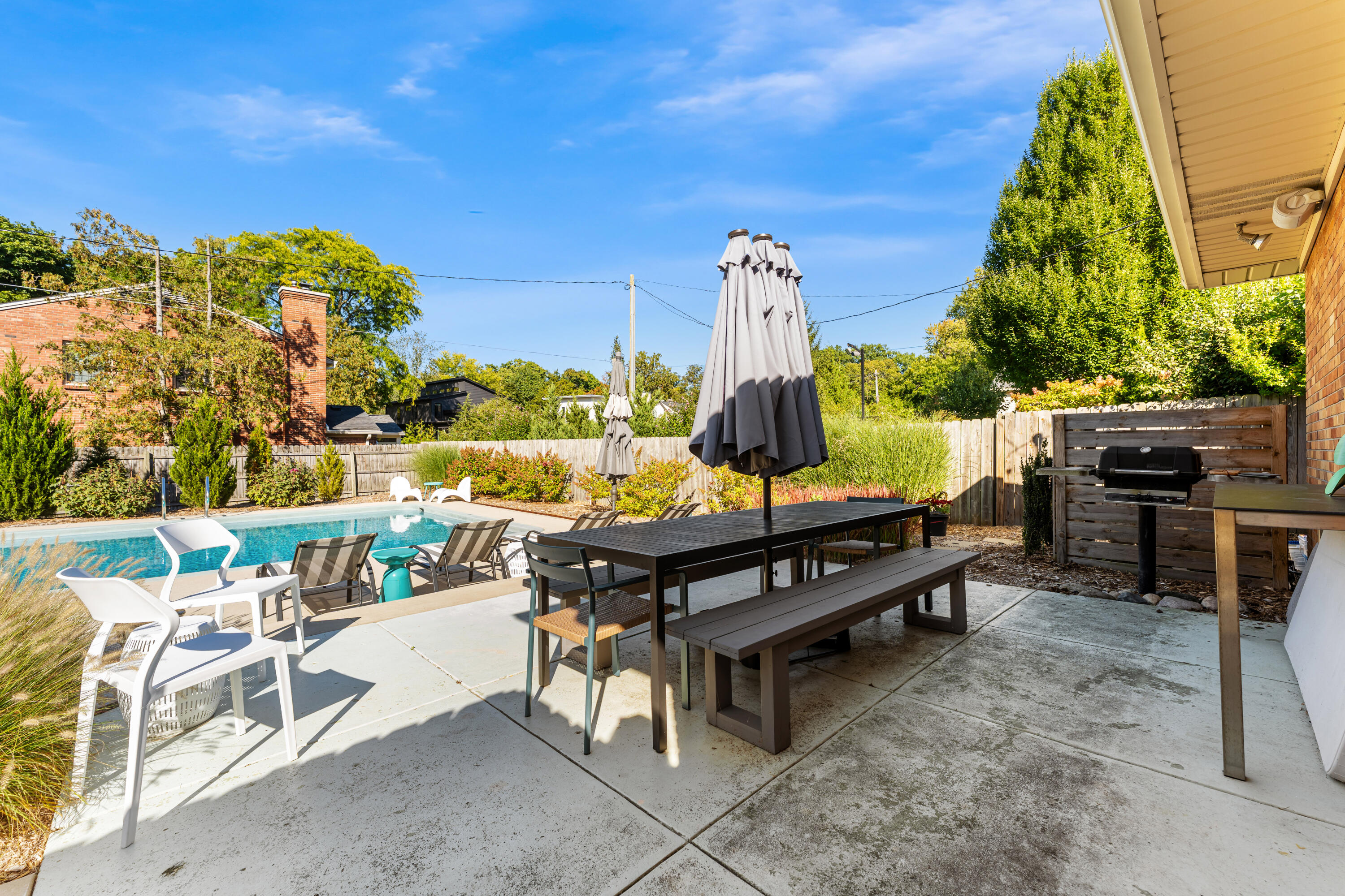 1426 Lake Grove Avenue SE East Grand Rapids MI 49506