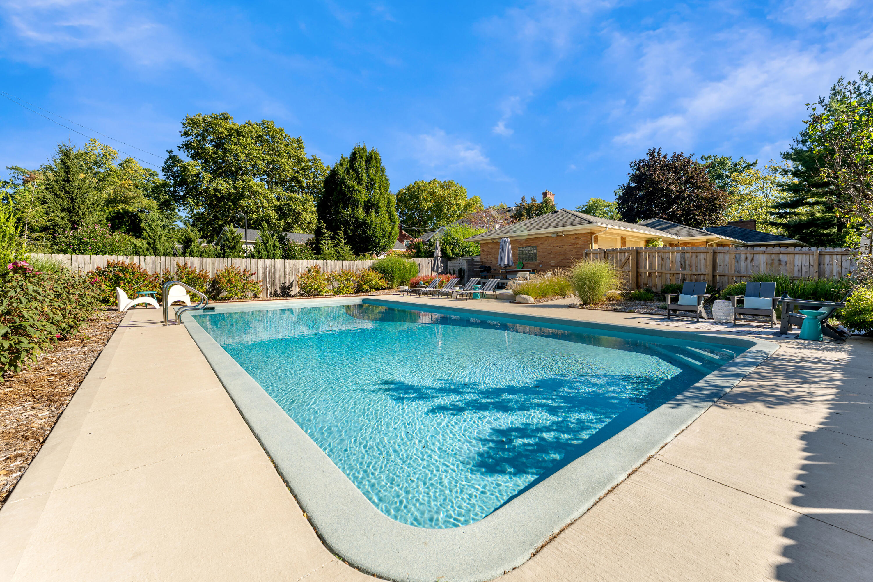1426 Lake Grove Avenue SE East Grand Rapids MI 49506