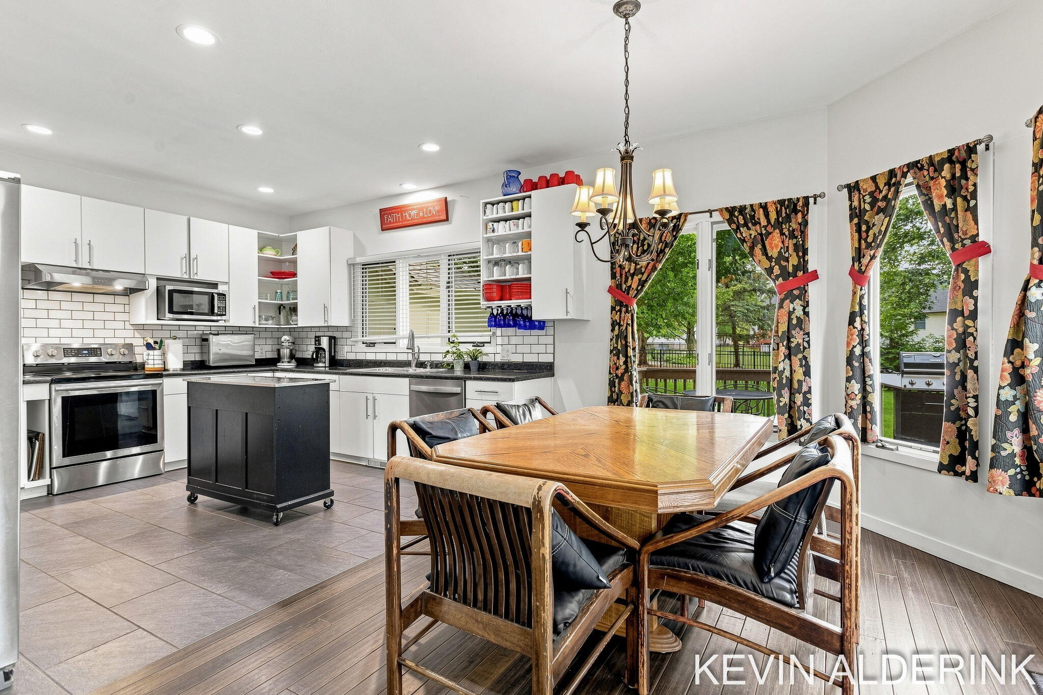 1305 Augusta Court W Holland MI 49423