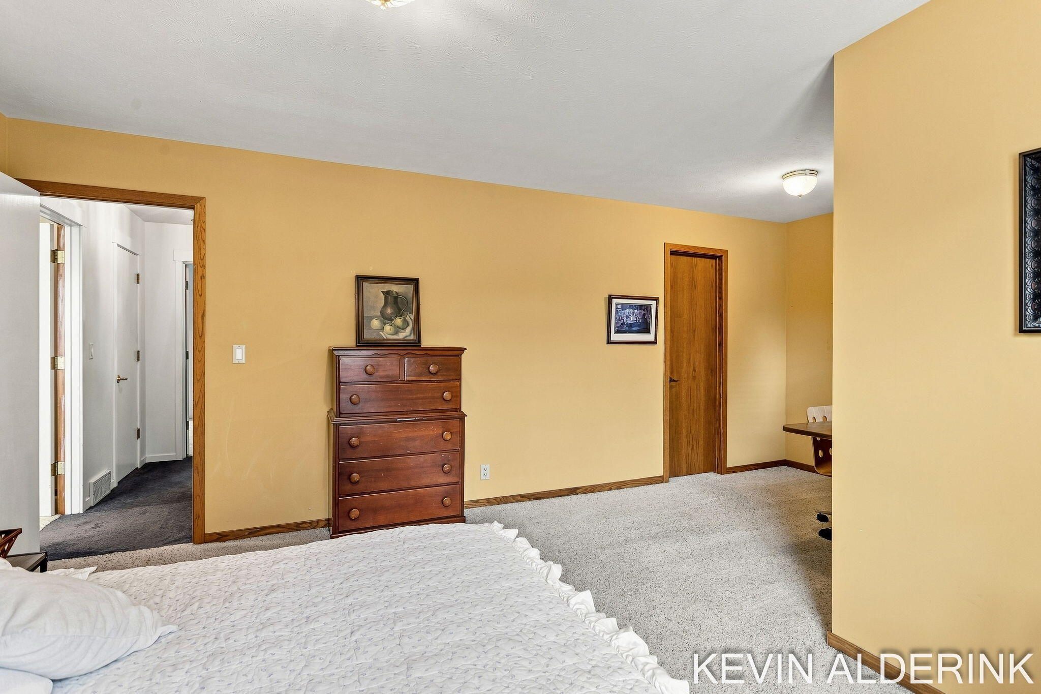 1305 Augusta Court W Holland MI 49423