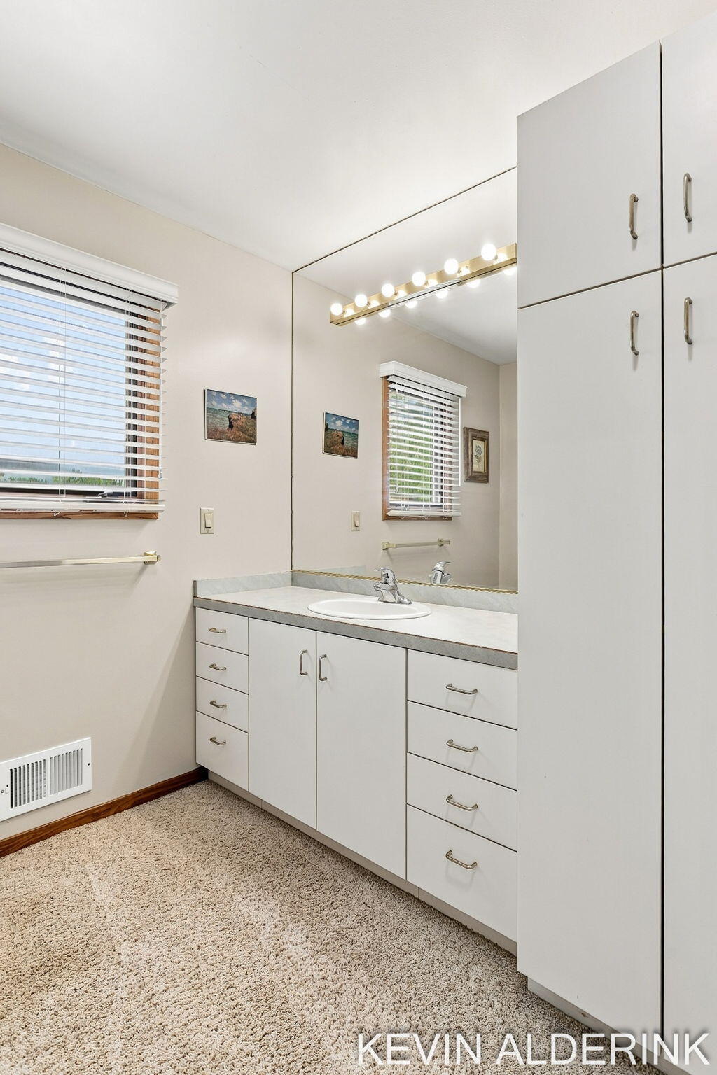 1305 Augusta Court W Holland MI 49423