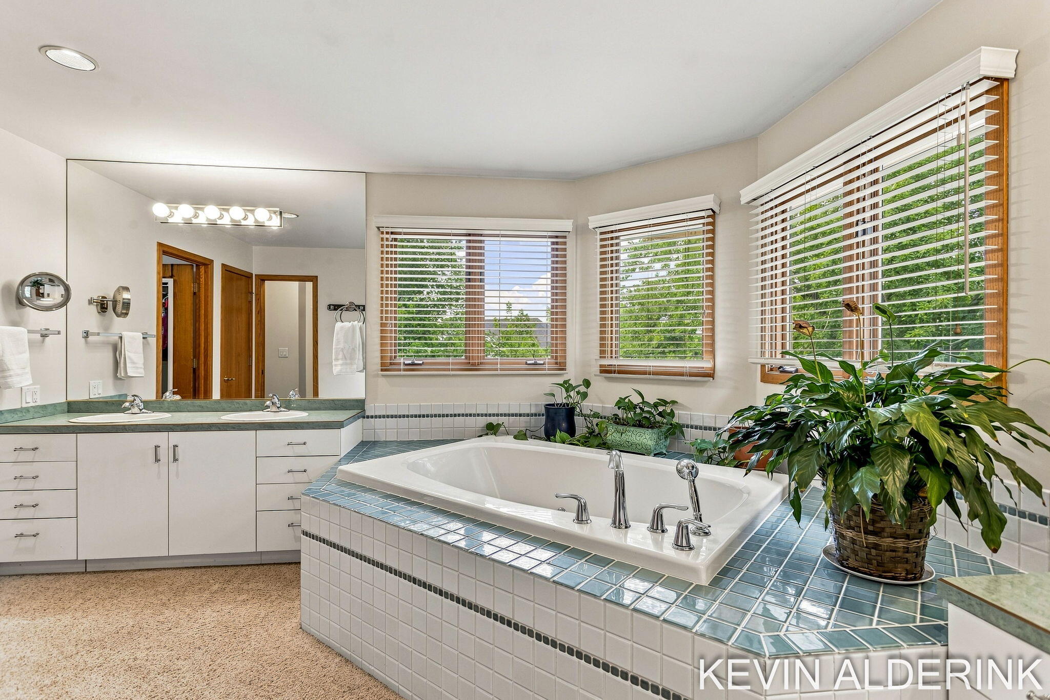 1305 Augusta Court W Holland MI 49423