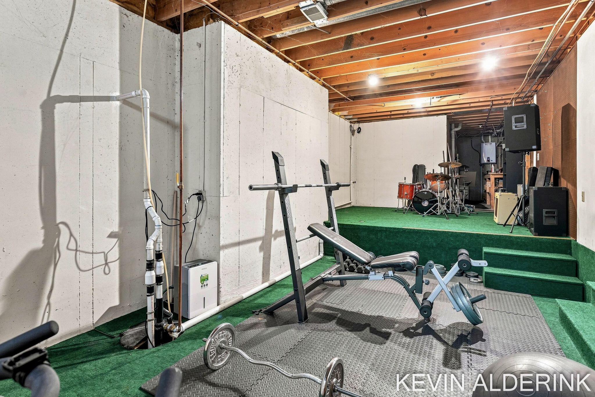 1305 Augusta Court W Holland MI 49423