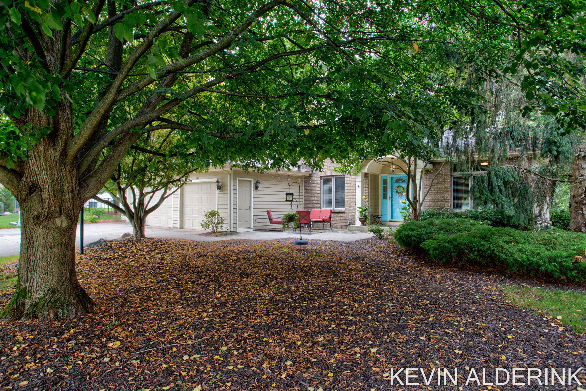 1305 Augusta Court W Holland MI 49423