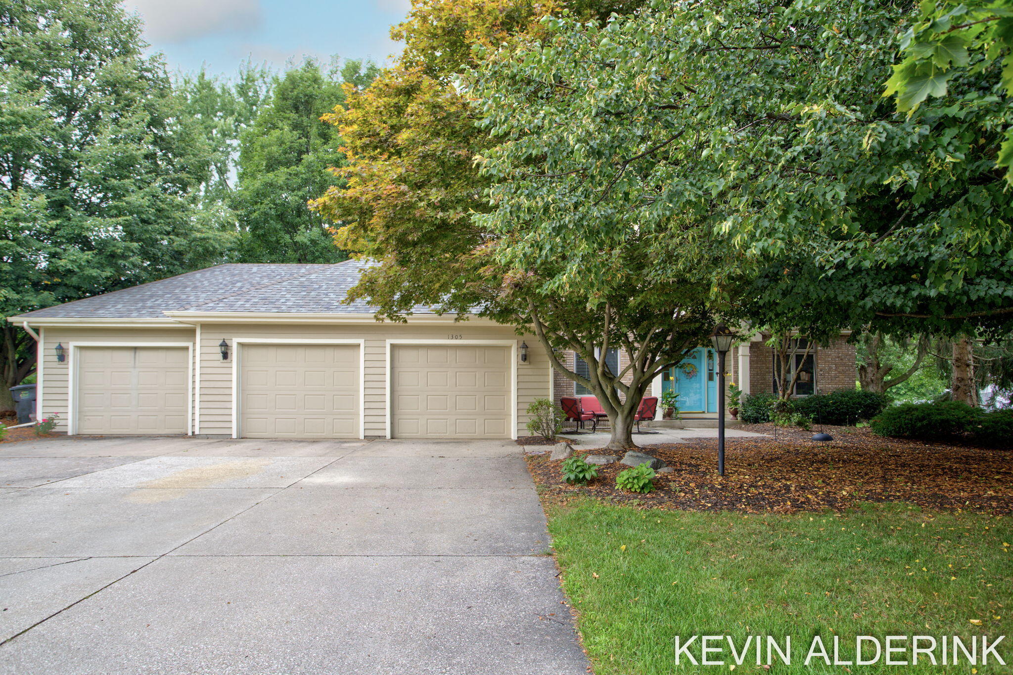 1305 Augusta Court W Holland MI 49423