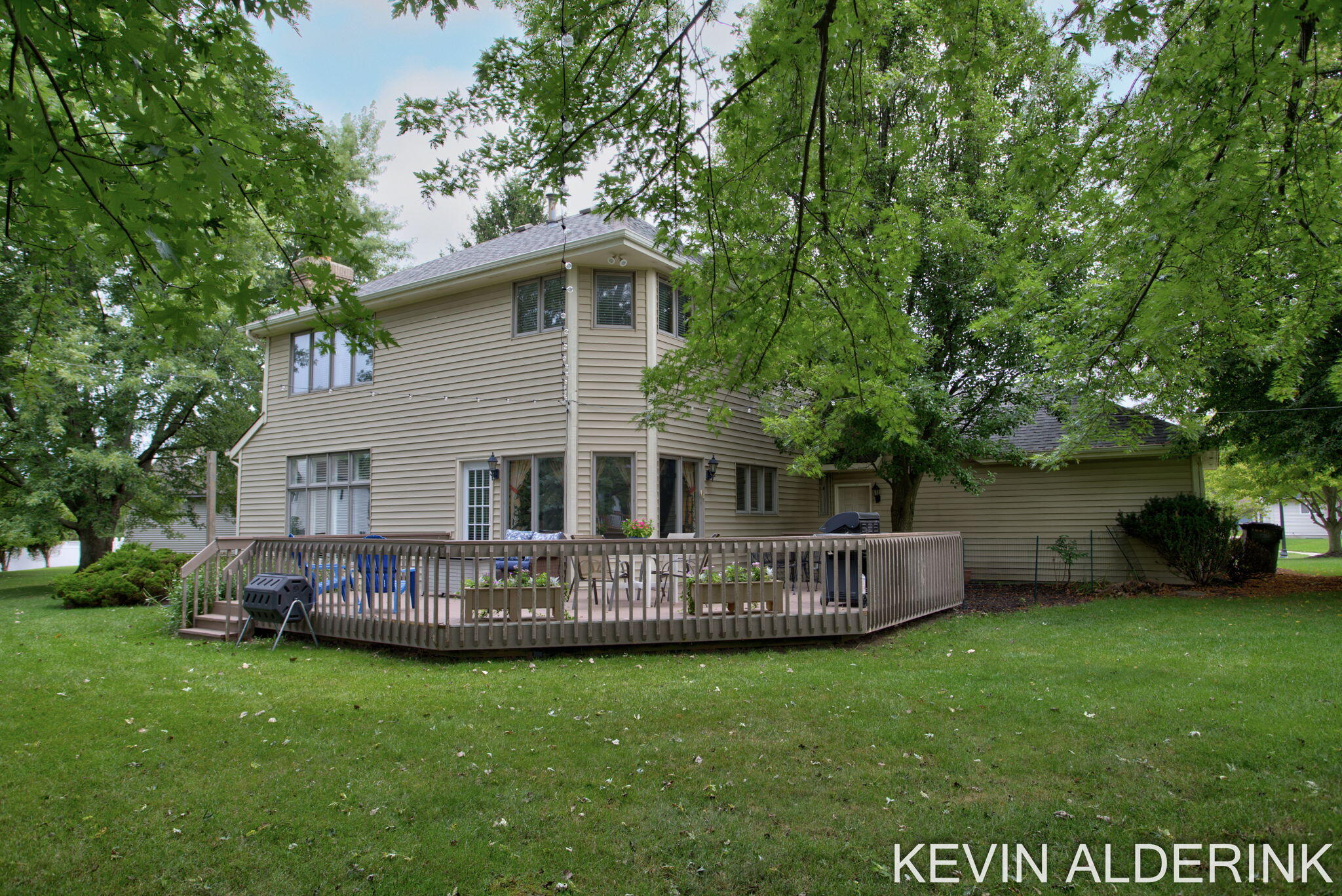 1305 Augusta Court W Holland MI 49423