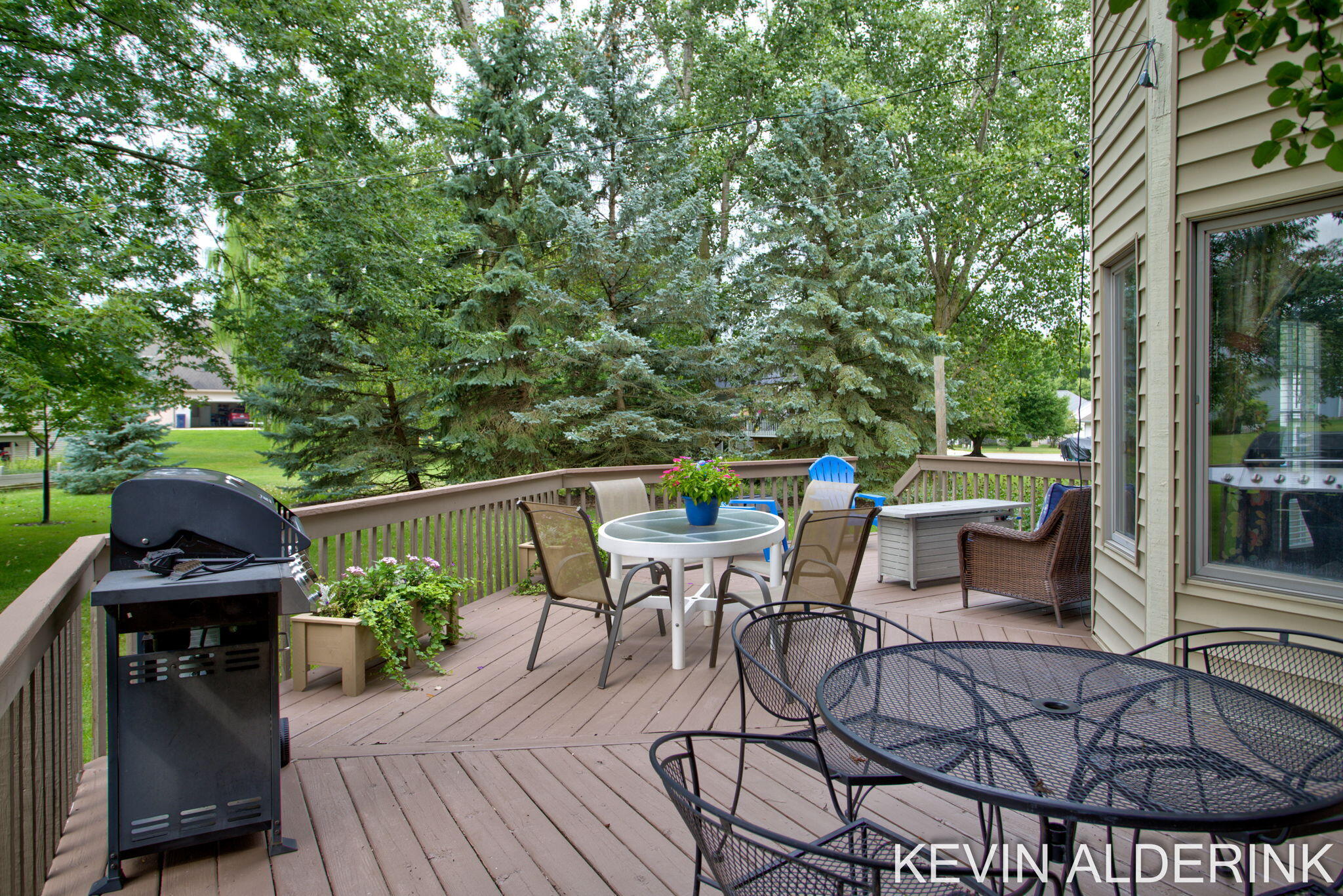1305 Augusta Court W Holland MI 49423