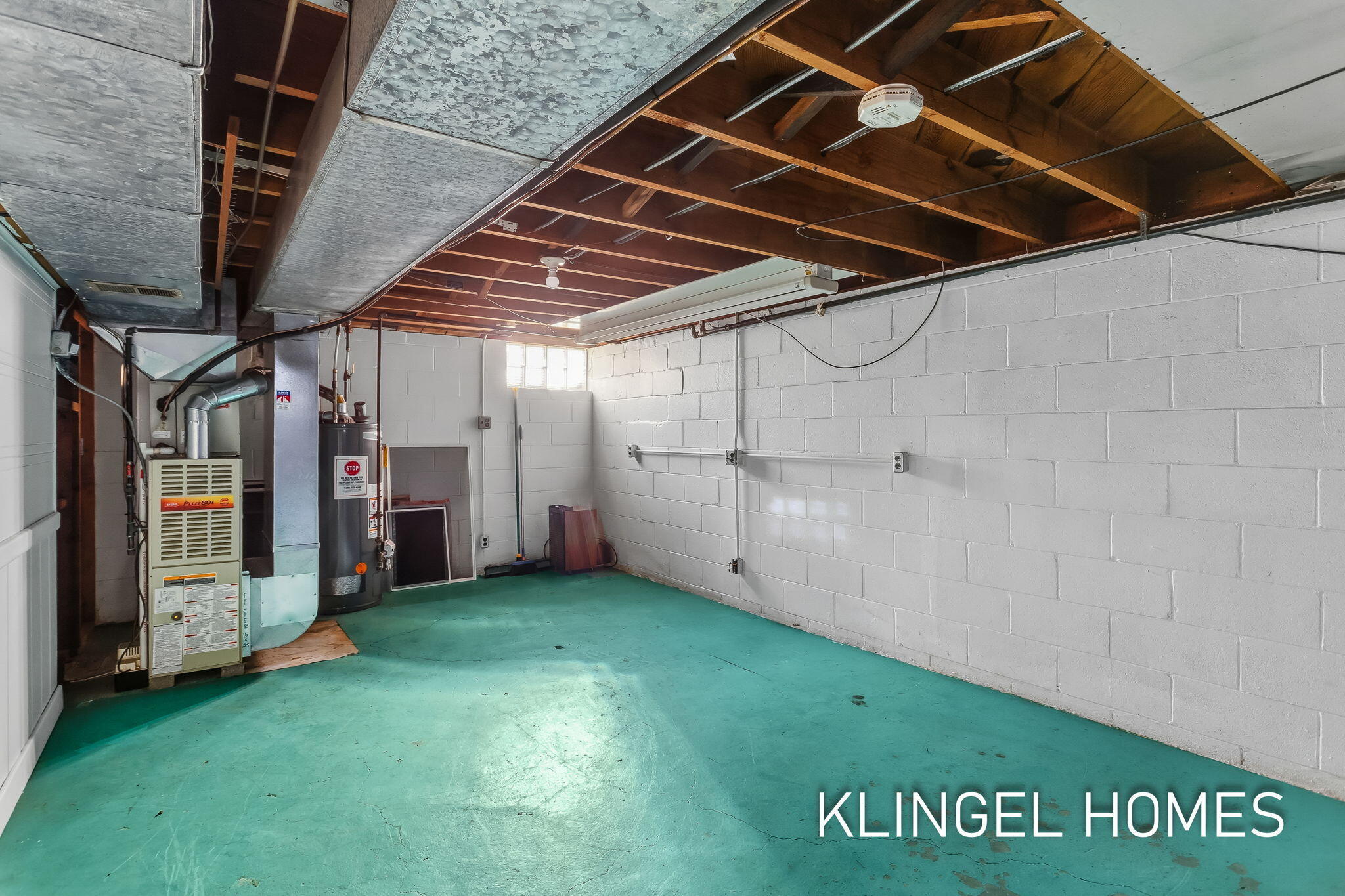 1974 Belmont Drive Muskegon MI 49441