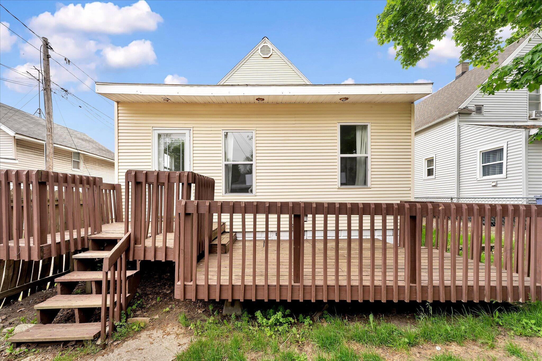 22 Ann Street NW Grand Rapids MI 49505