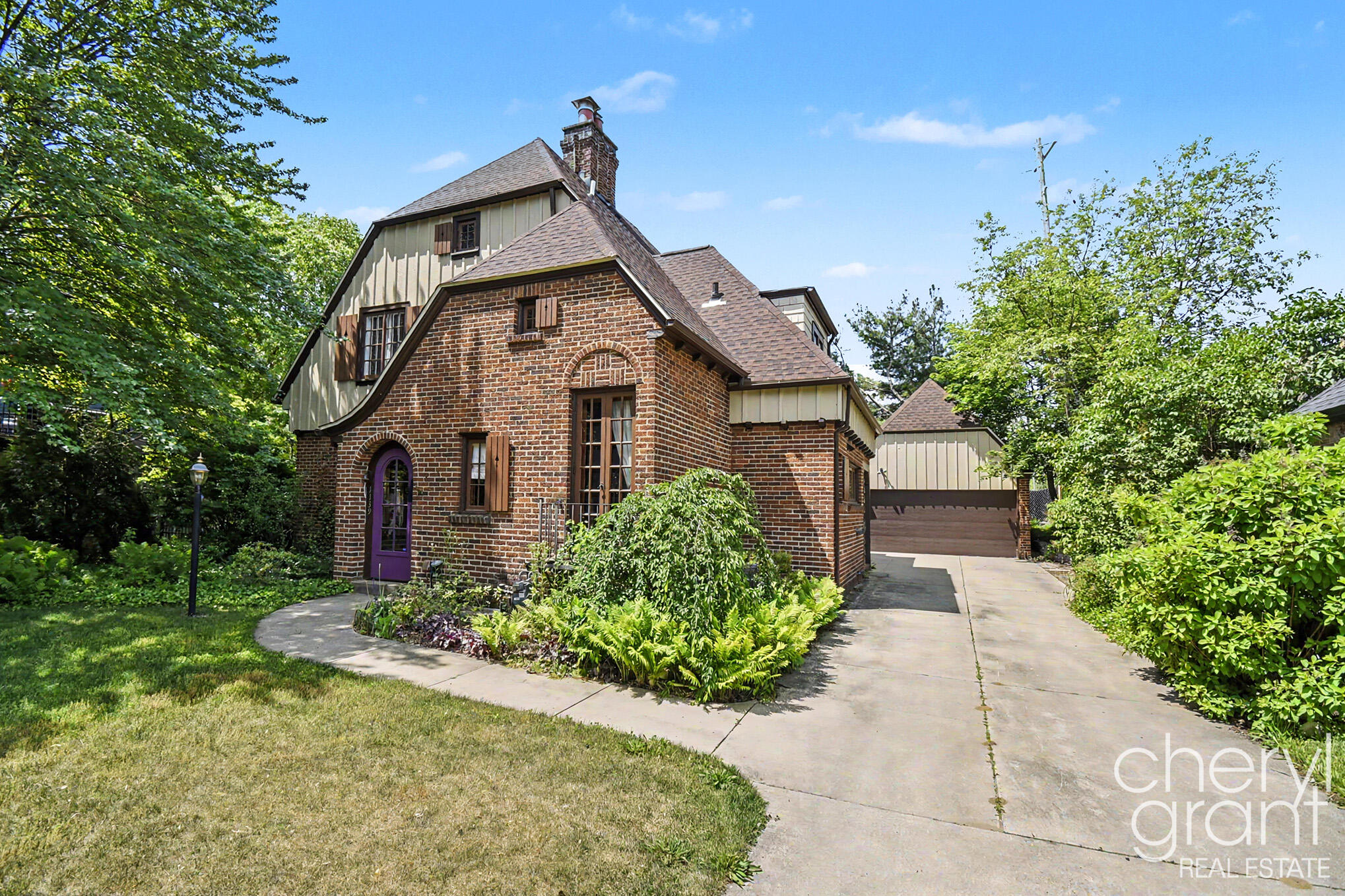 1139 Cadillac Drive SE Grand Rapids MI 49506