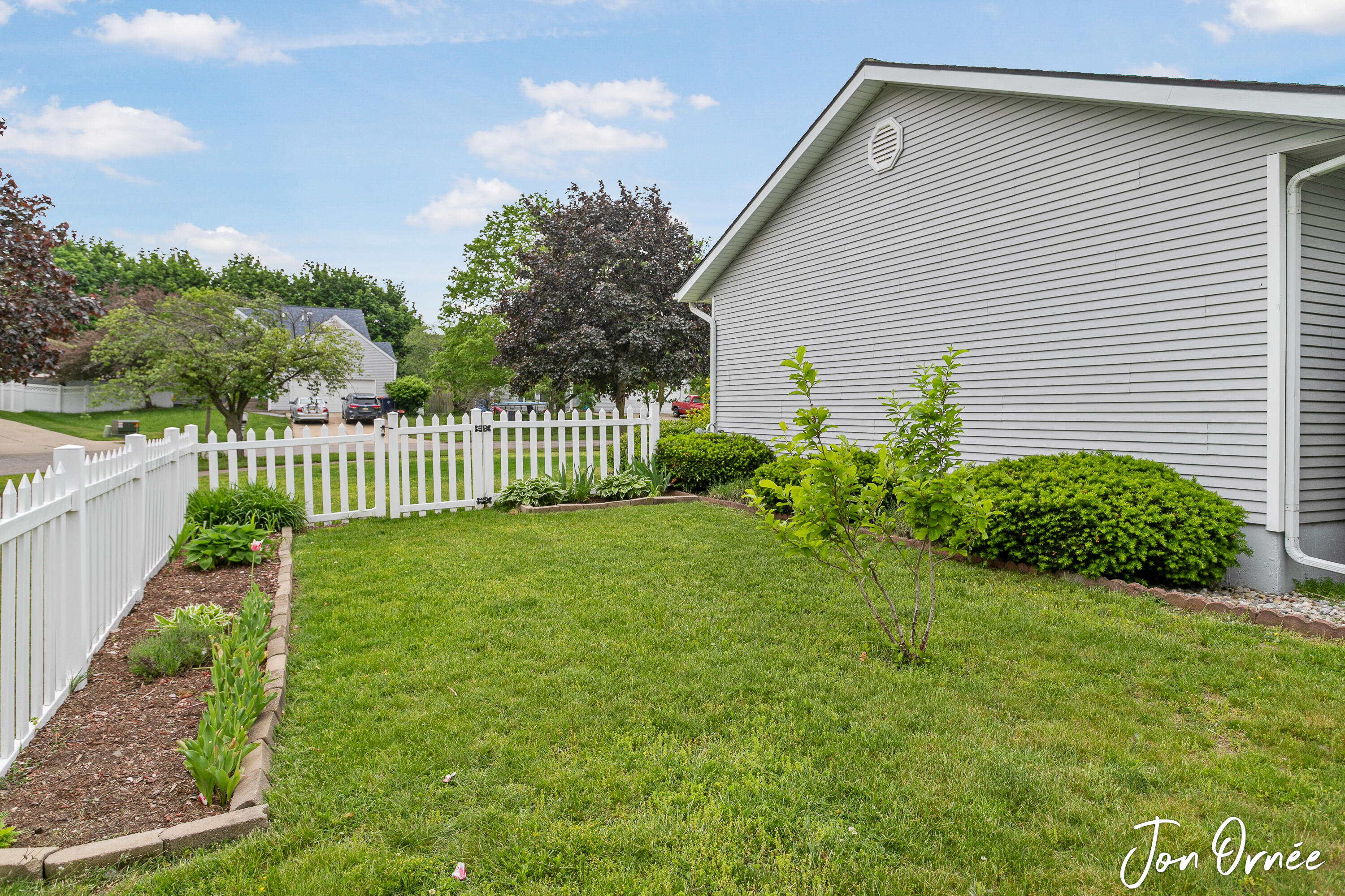 789 S Meadow Court Holland MI 49423