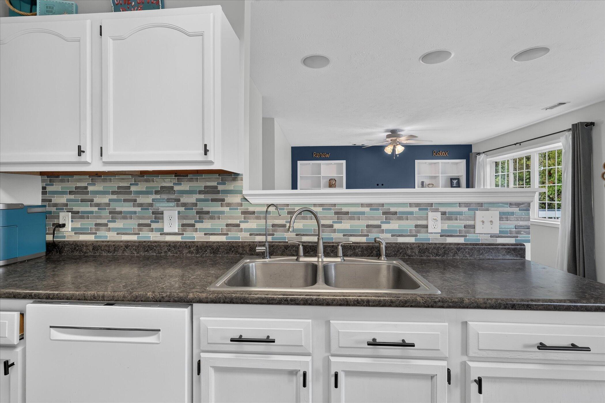 2513 Parkview Avenue Kalamazoo MI 49008