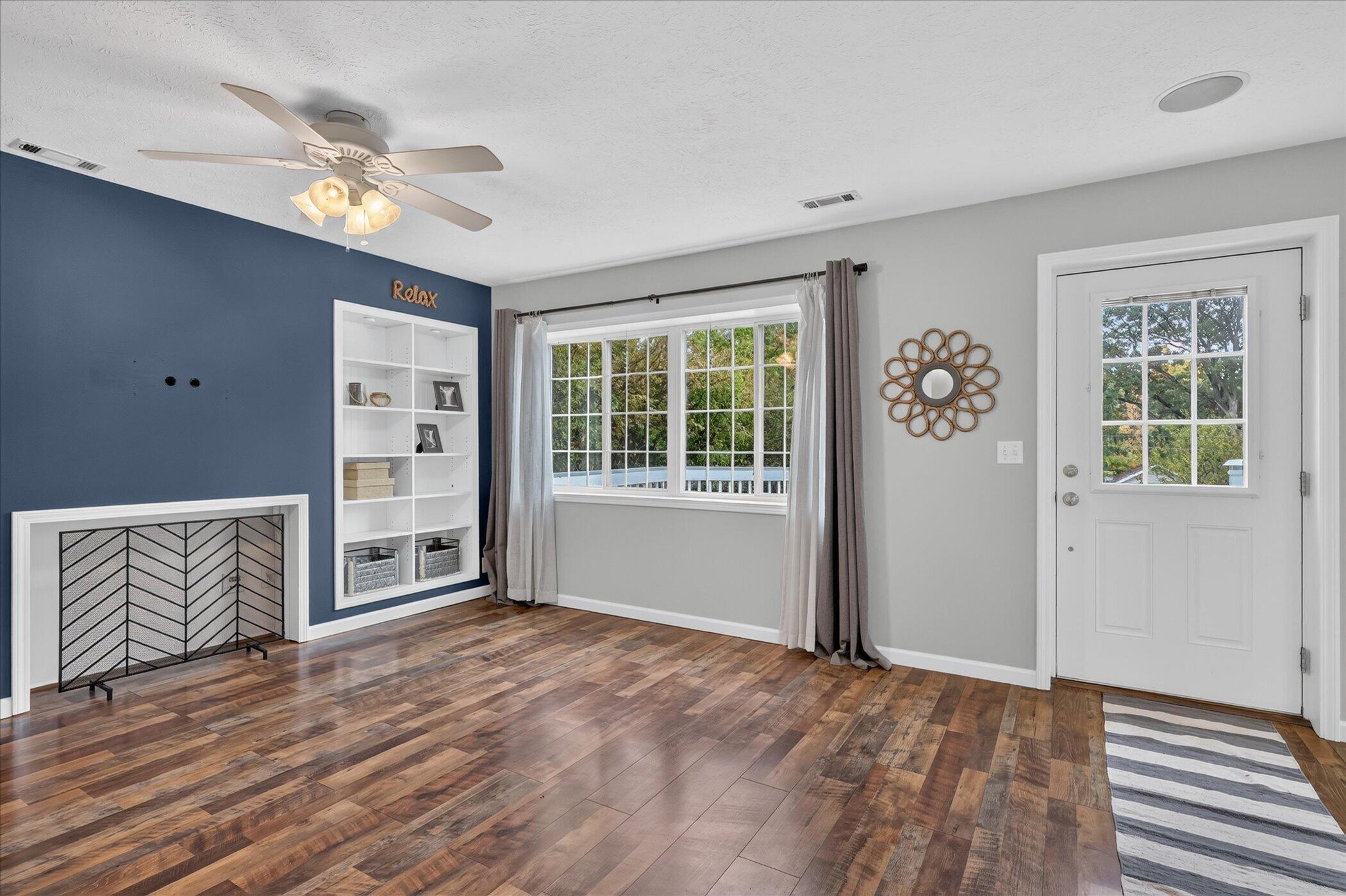 2513 Parkview Avenue Kalamazoo MI 49008