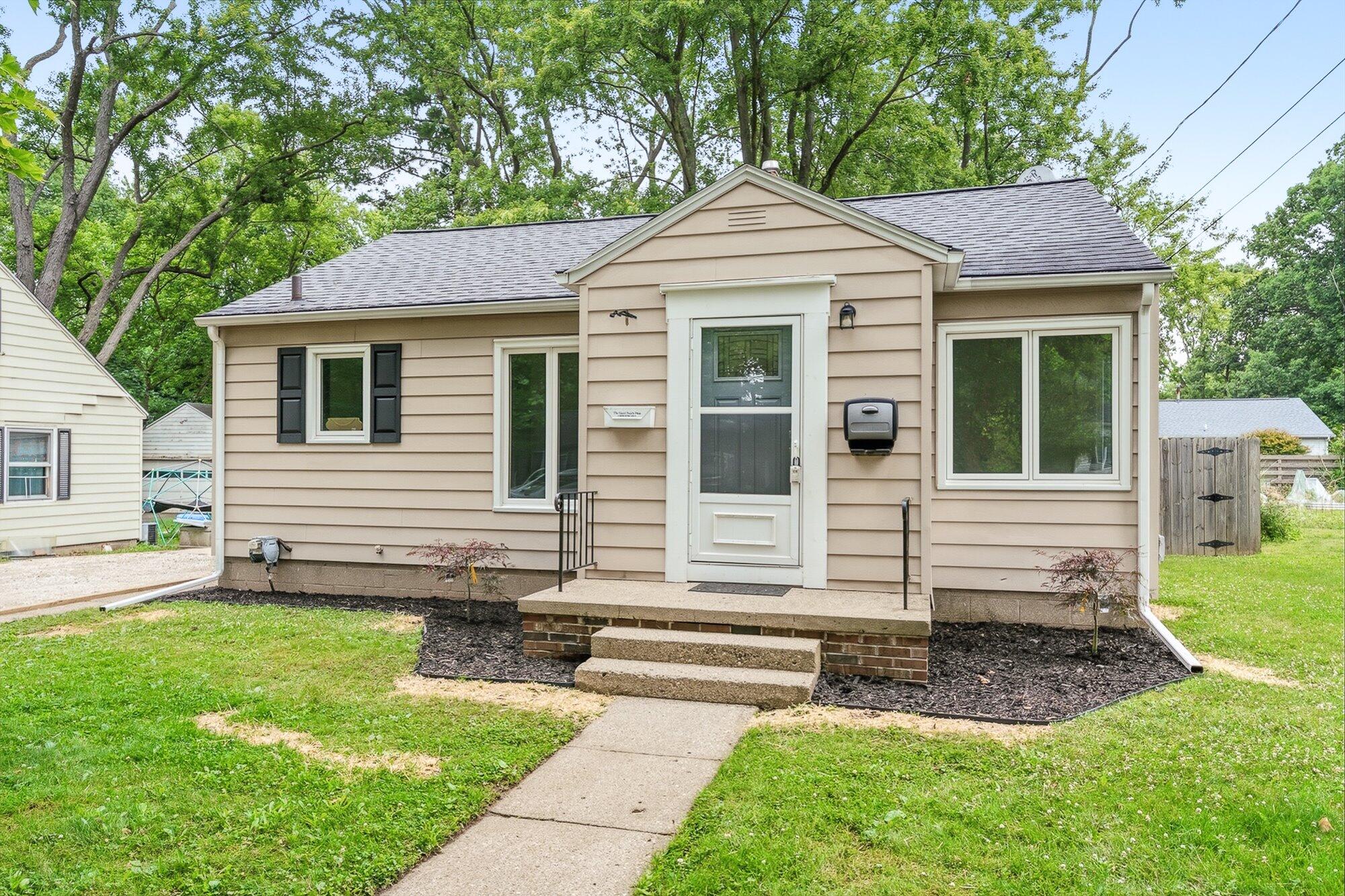 2928 Lorraine Avenue Kalamazoo MI 49008