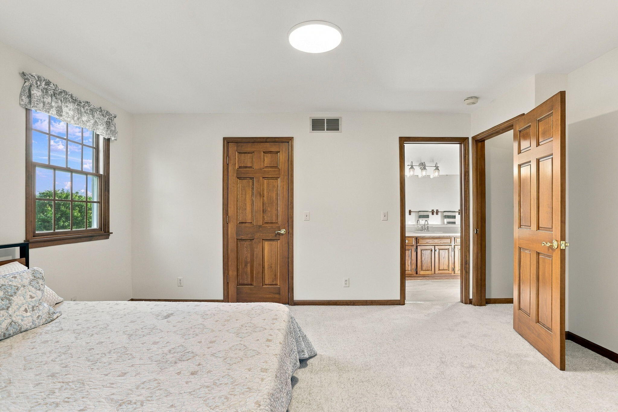 6181 Hollywood Road Stevensville MI 49127