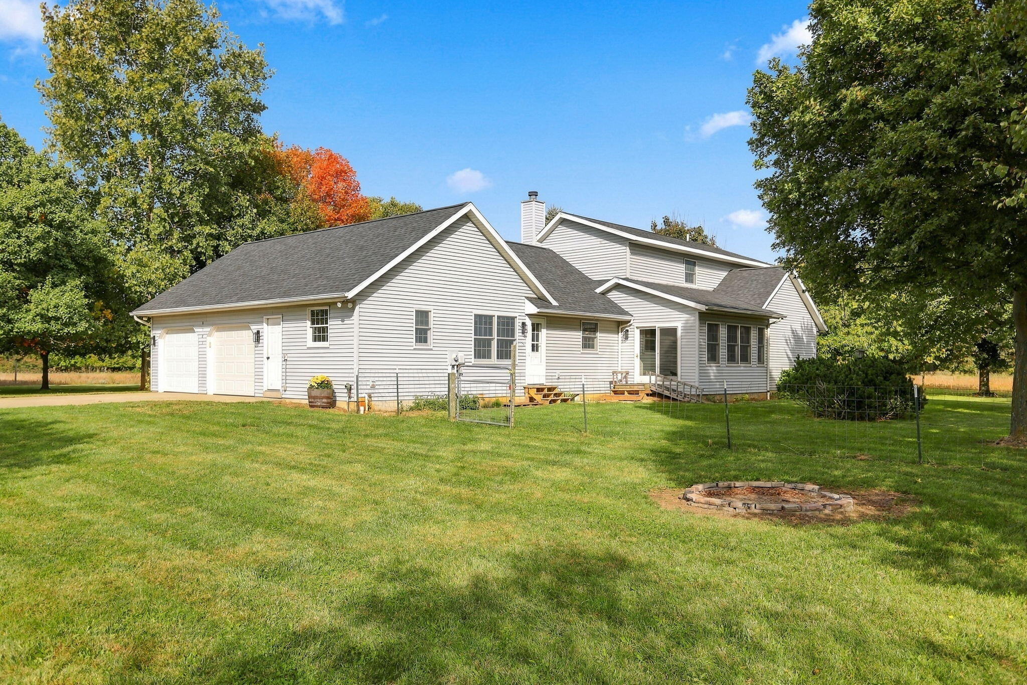 6181 Hollywood Road Stevensville MI 49127