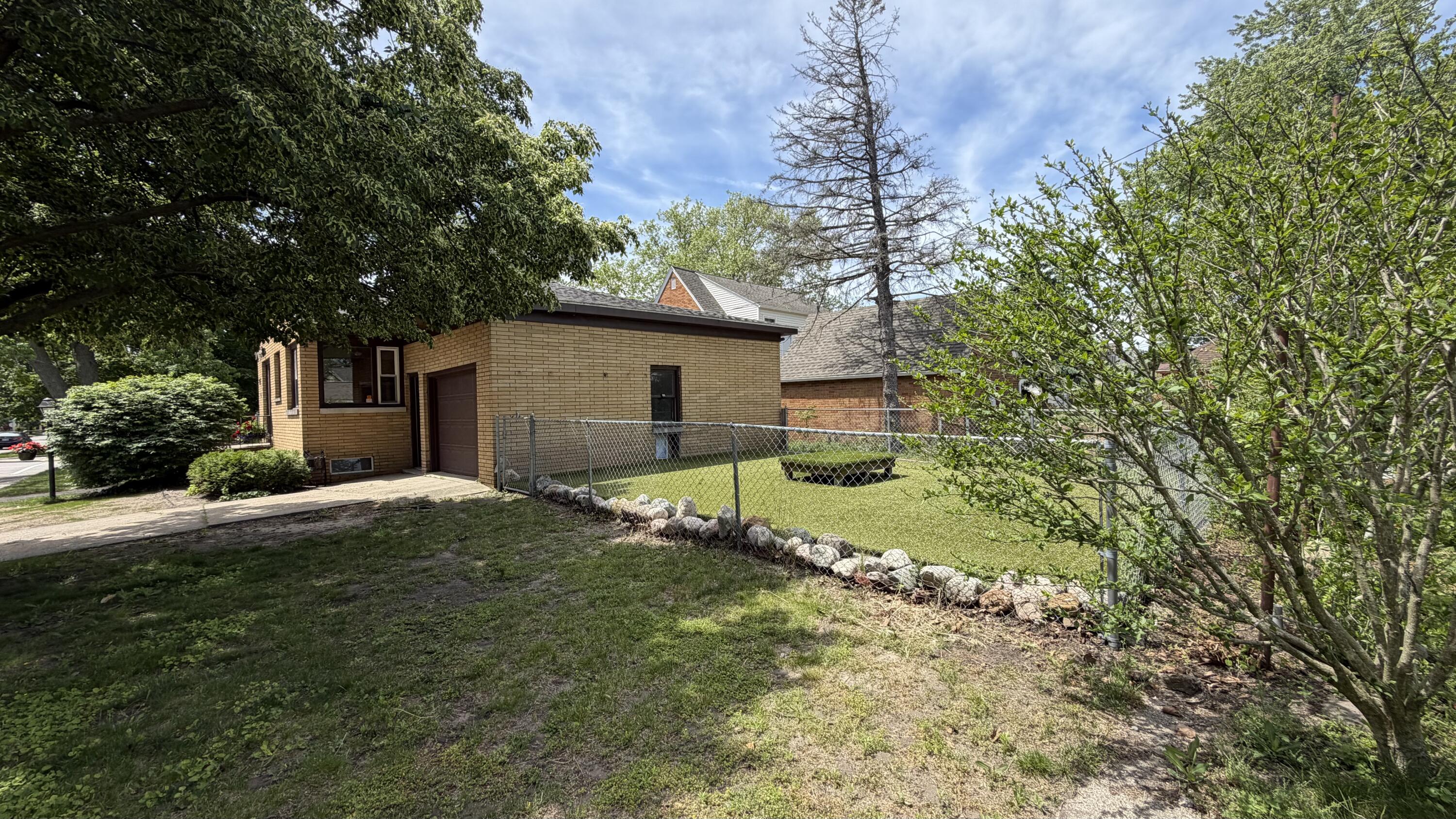 21 S Despelder Street Grand Haven MI 49417
