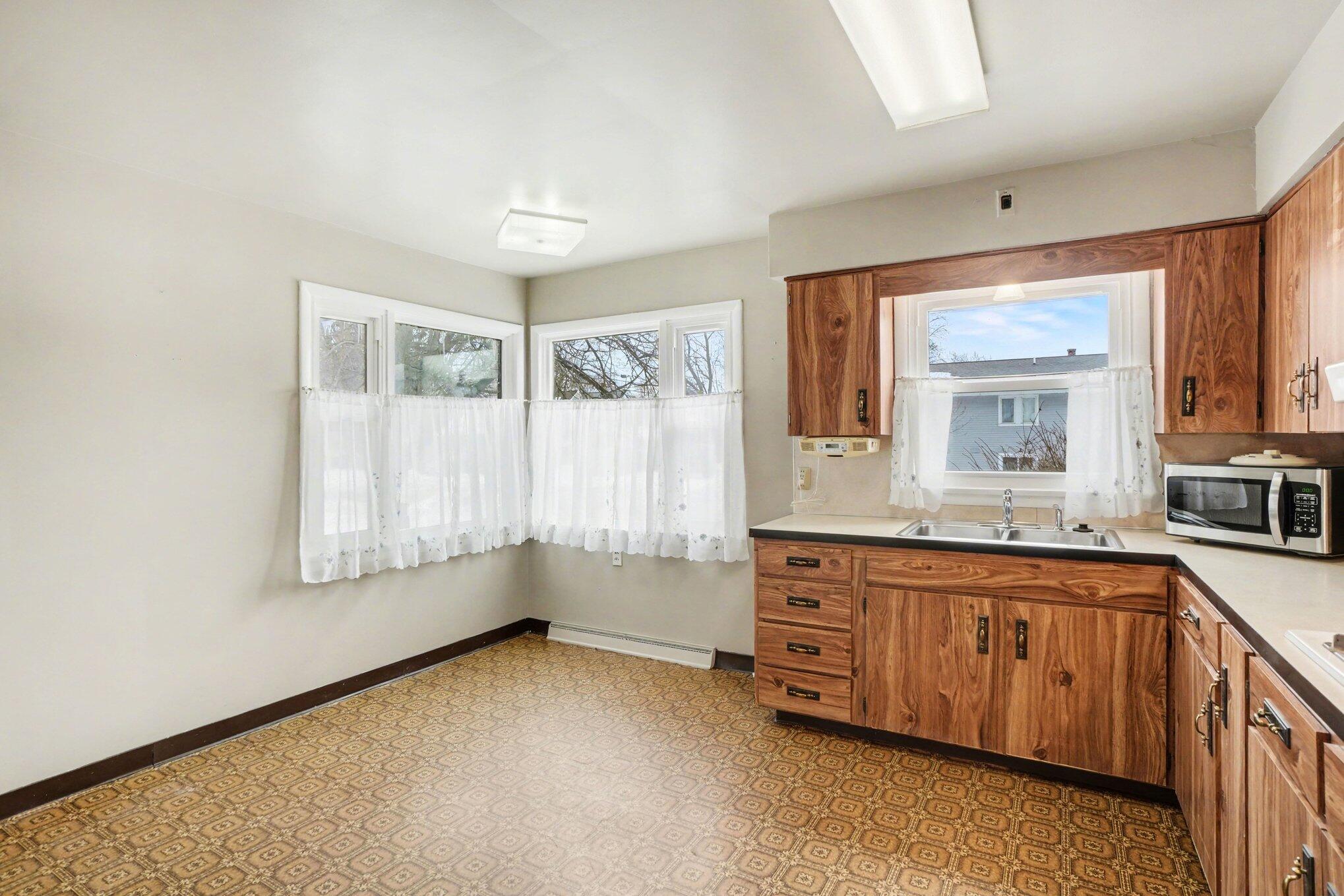 21 S Despelder Street Grand Haven MI 49417