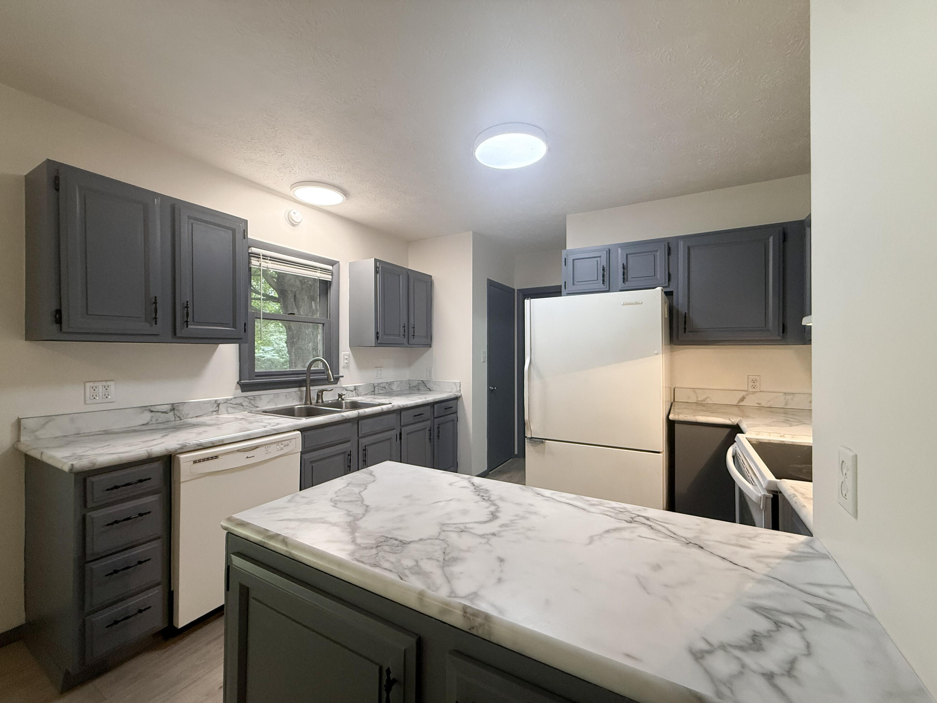 30417 Us-12 Niles MI 49120