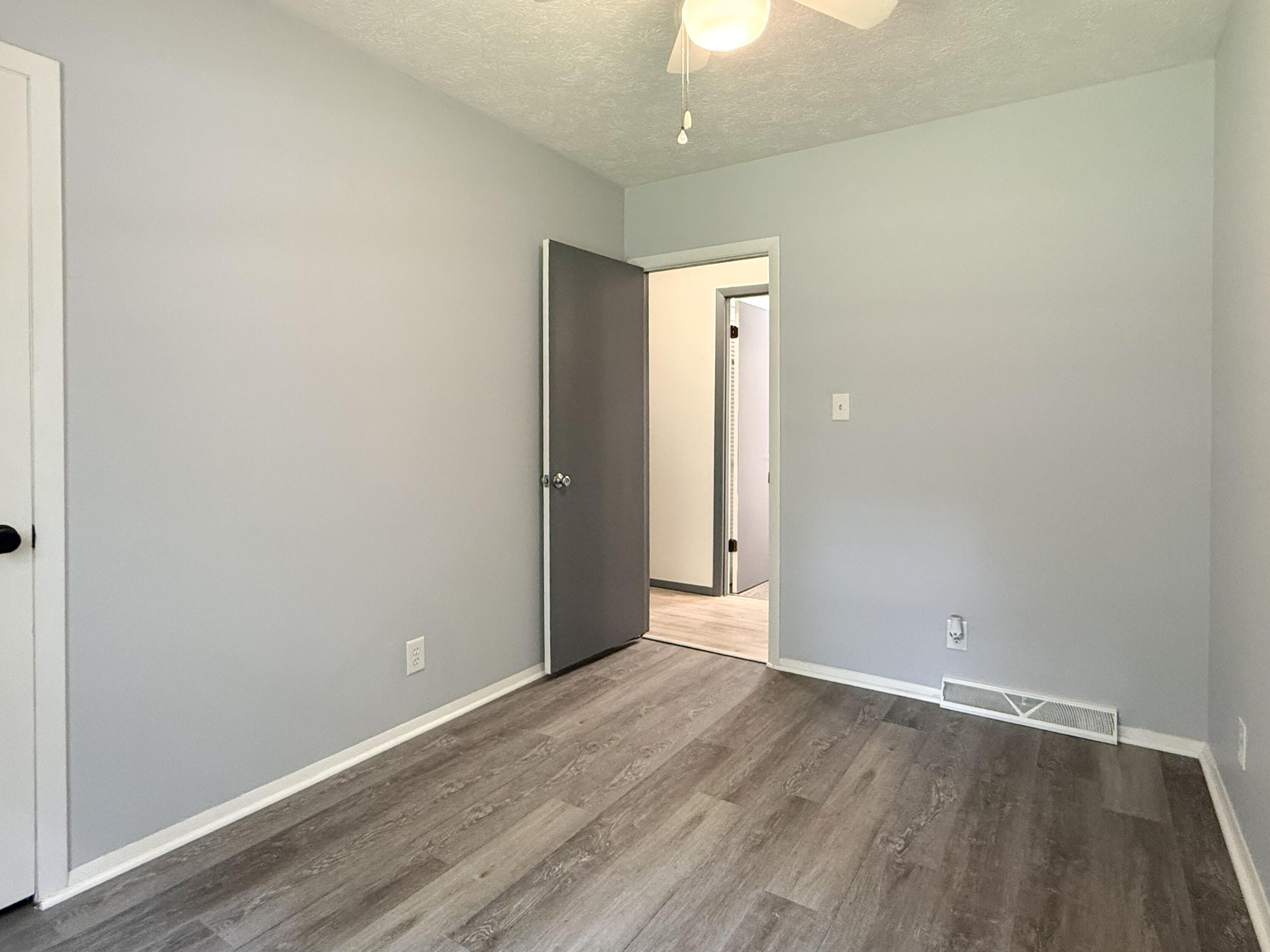 30417 Us-12 Niles MI 49120