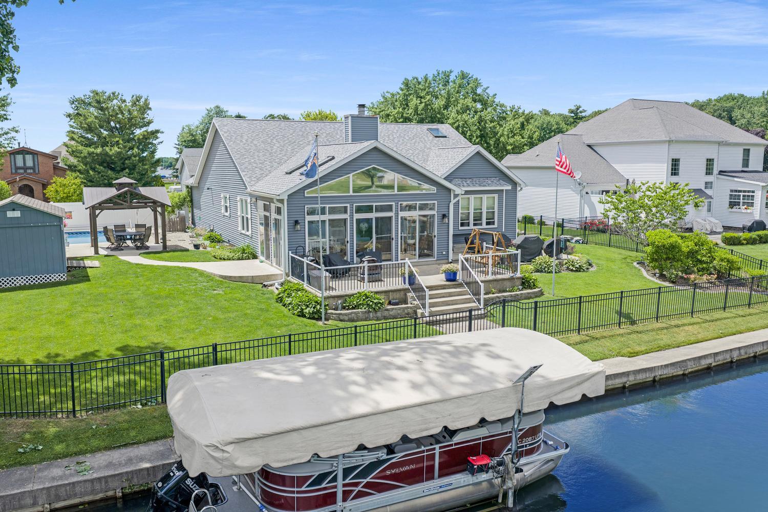 68271 Eagle Lake Road Edwardsburg MI 49112